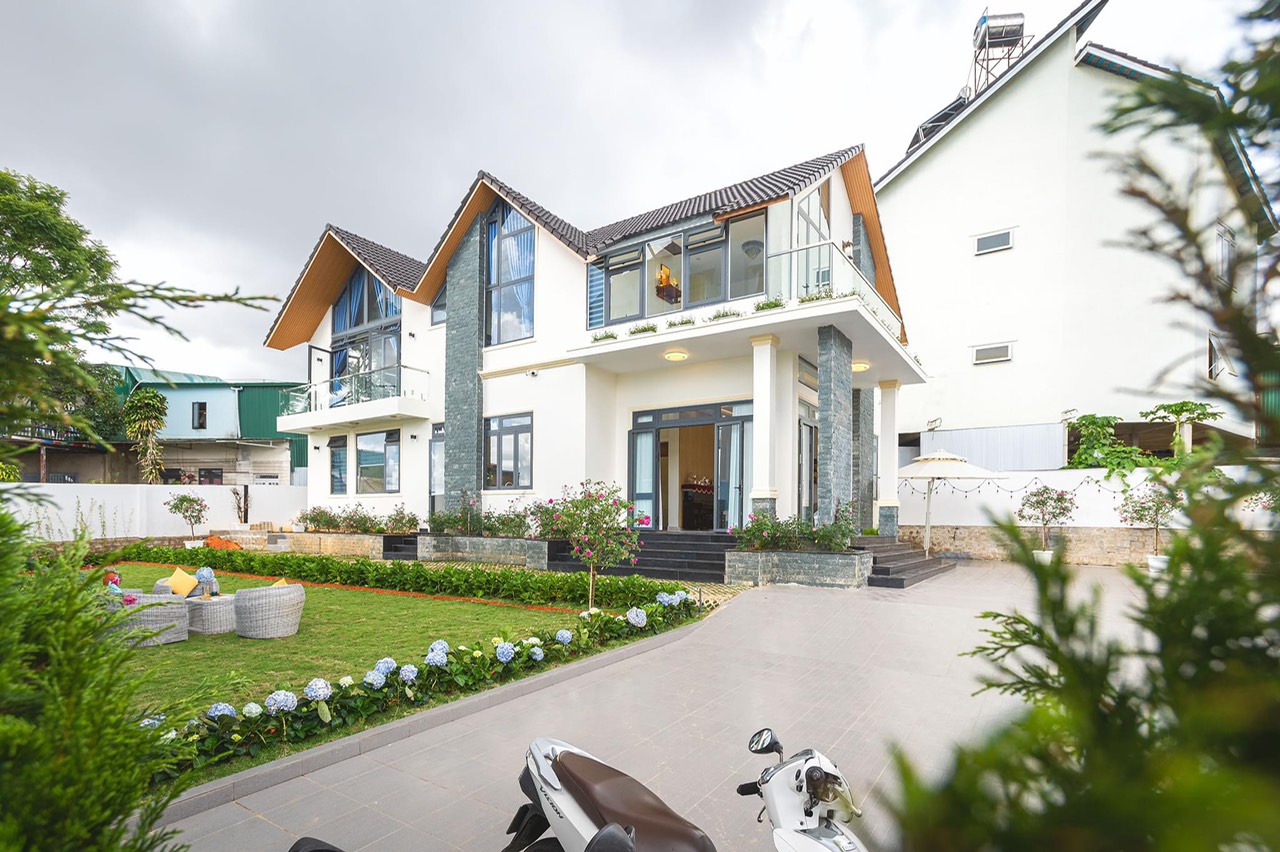 MAI VILLA