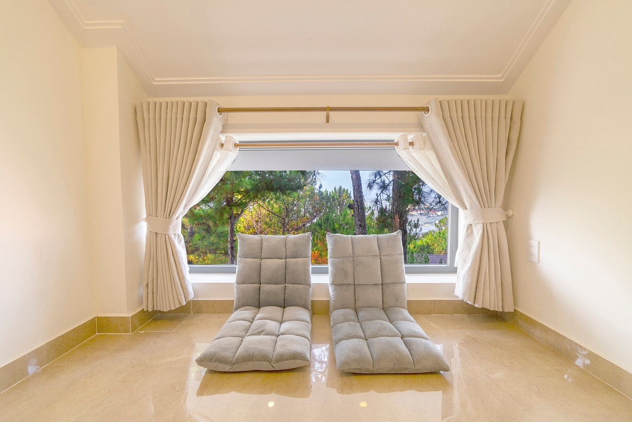 SUNSET VILLA