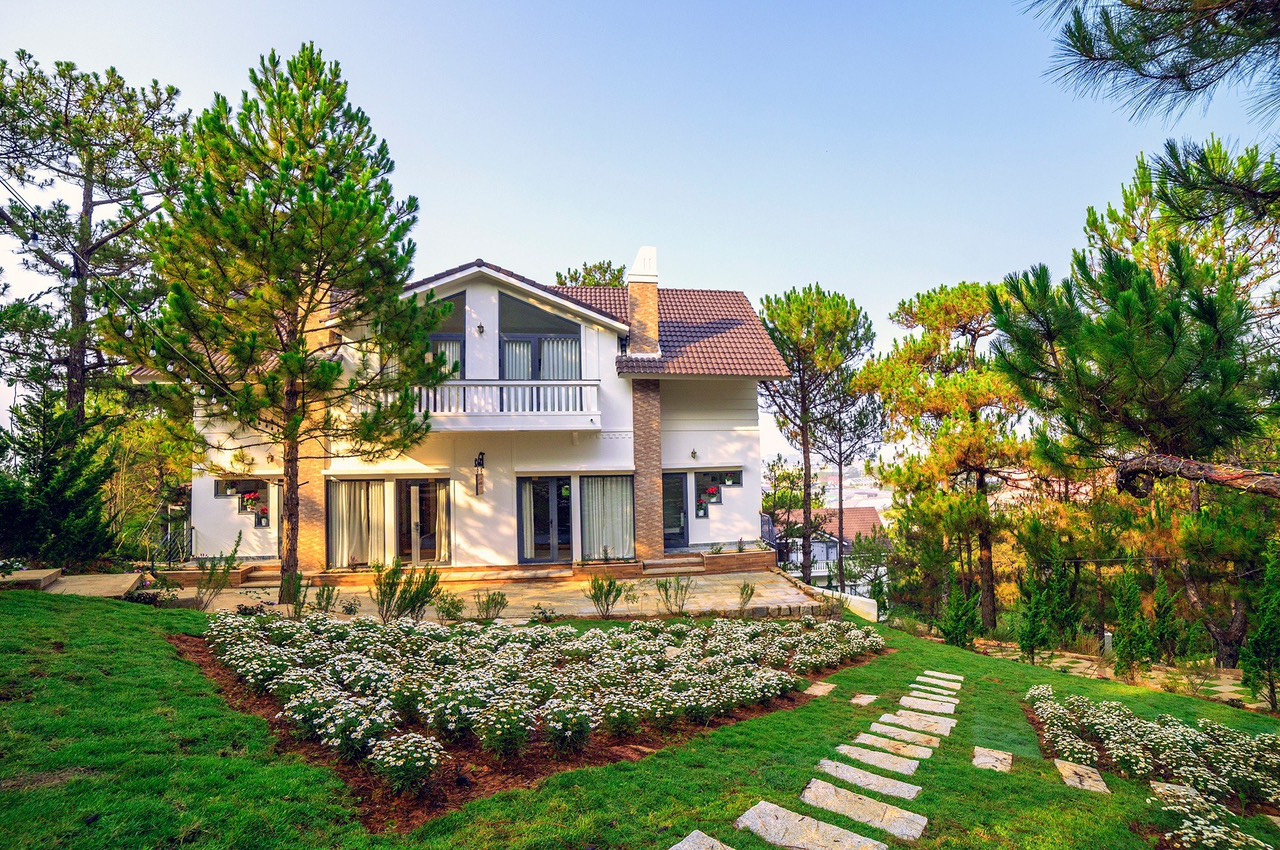 SUNSET VILLA