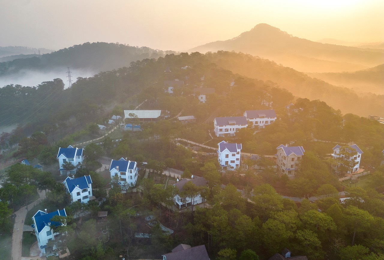 SUNSET VILLA