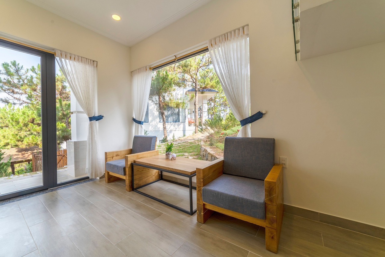 SUNRISE VILLA