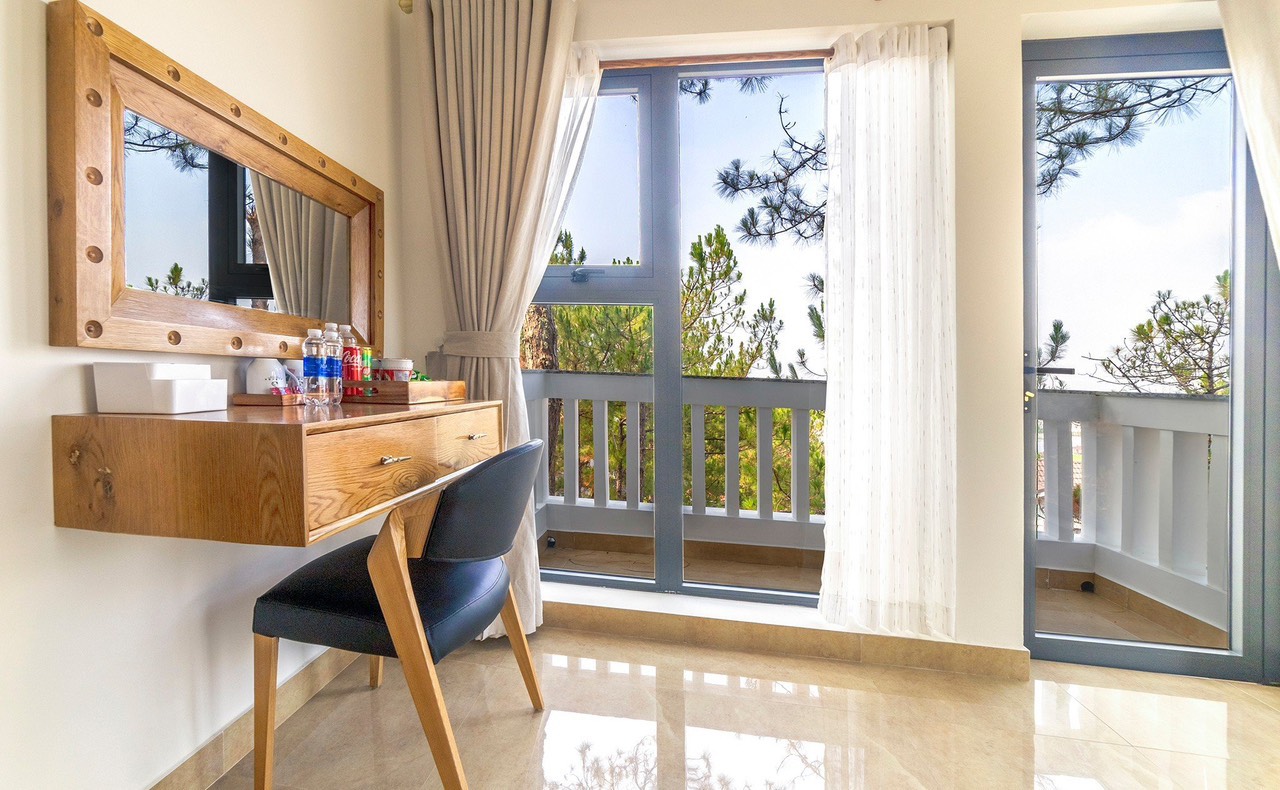 SUNRISE VILLA
