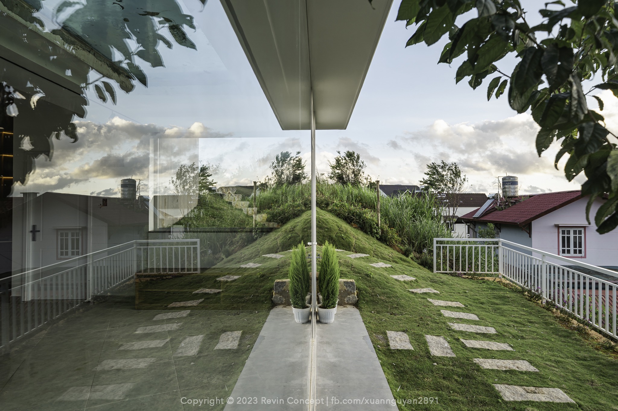 HỒ BƠI NGUYỄN SIÊU 2