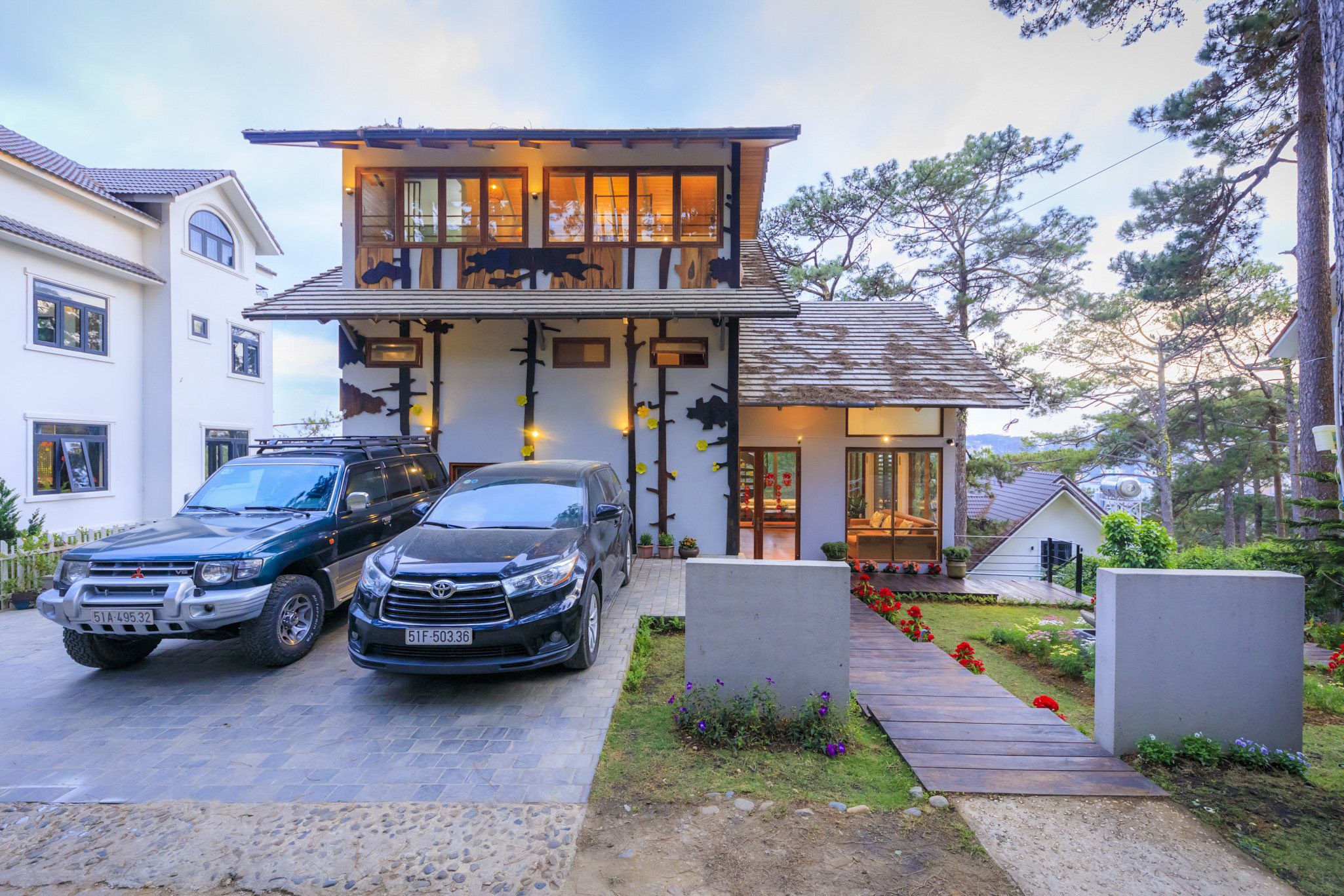 VILLA 3 PHÒNG NGỦ - KHỞI NGHĨA BẮC SƠN