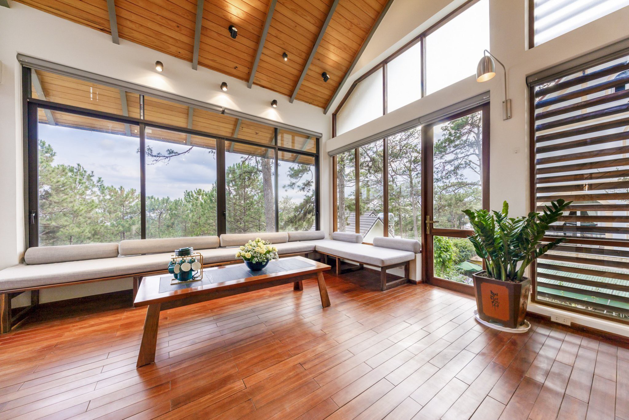 VILLA 3 PHÒNG NGỦ - KHỞI NGHĨA BẮC SƠN