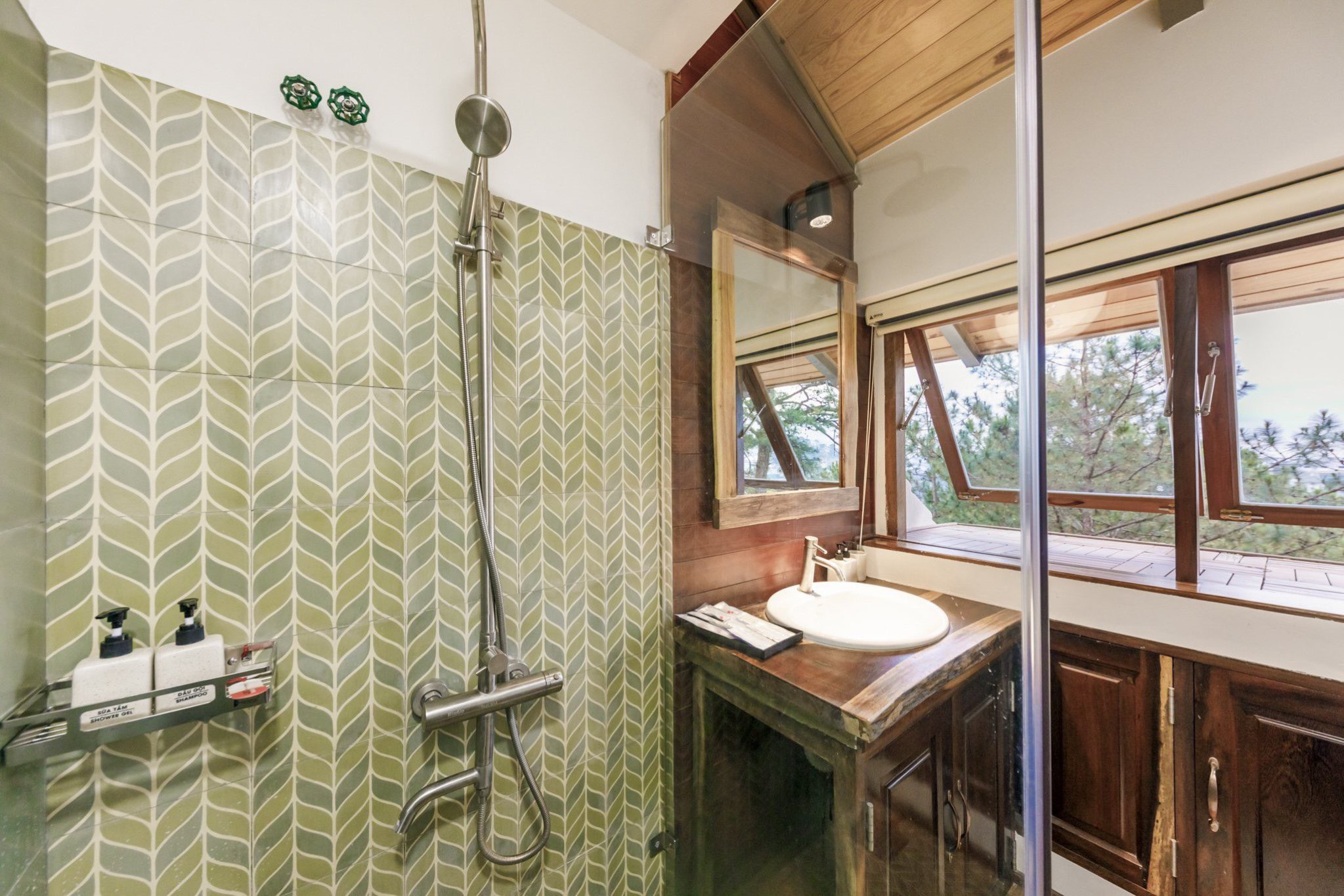 VILLA 3 PHÒNG NGỦ - KHỞI NGHĨA BẮC SƠN