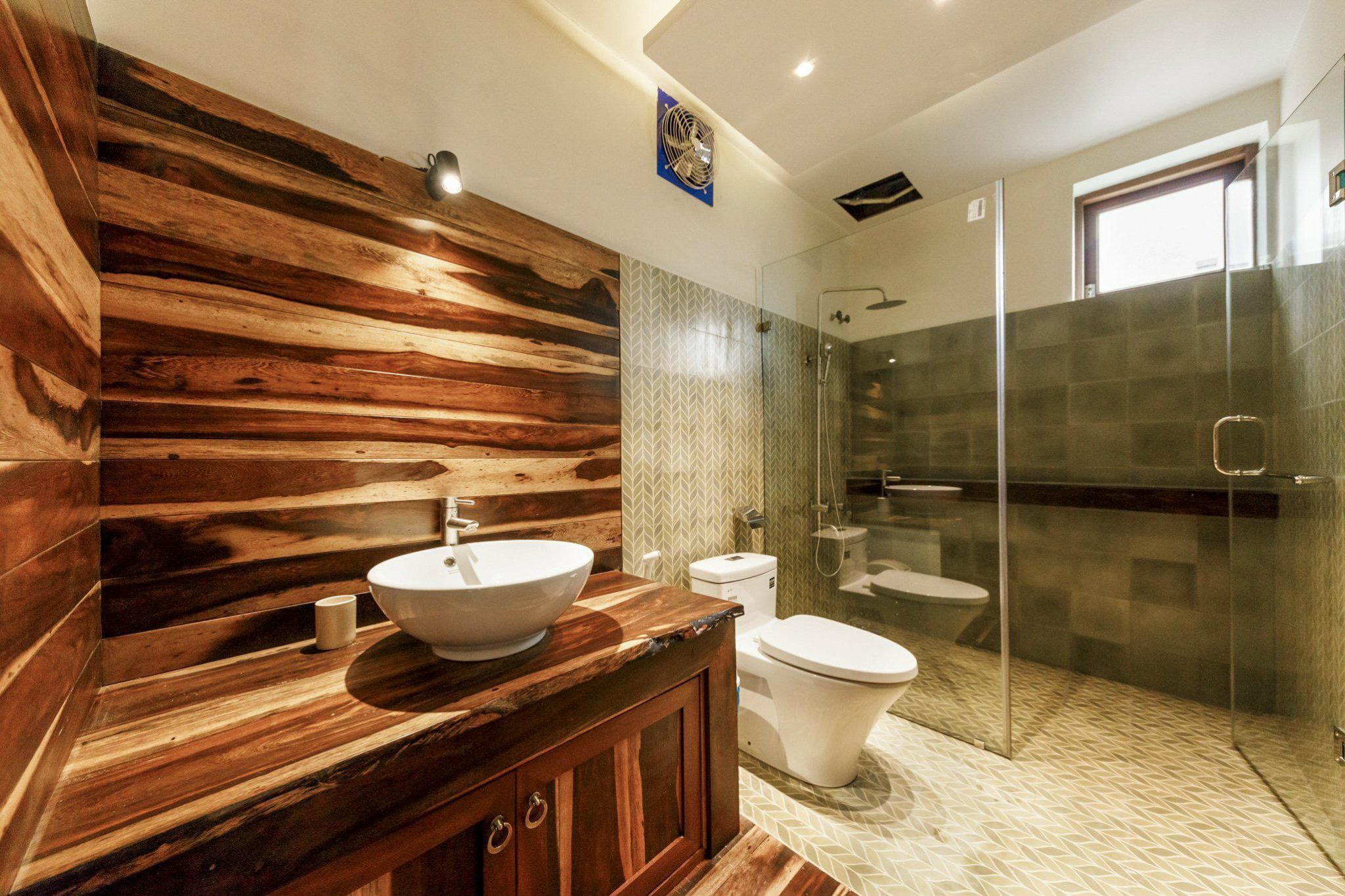 VILLA 3 PHÒNG NGỦ - KHỞI NGHĨA BẮC SƠN