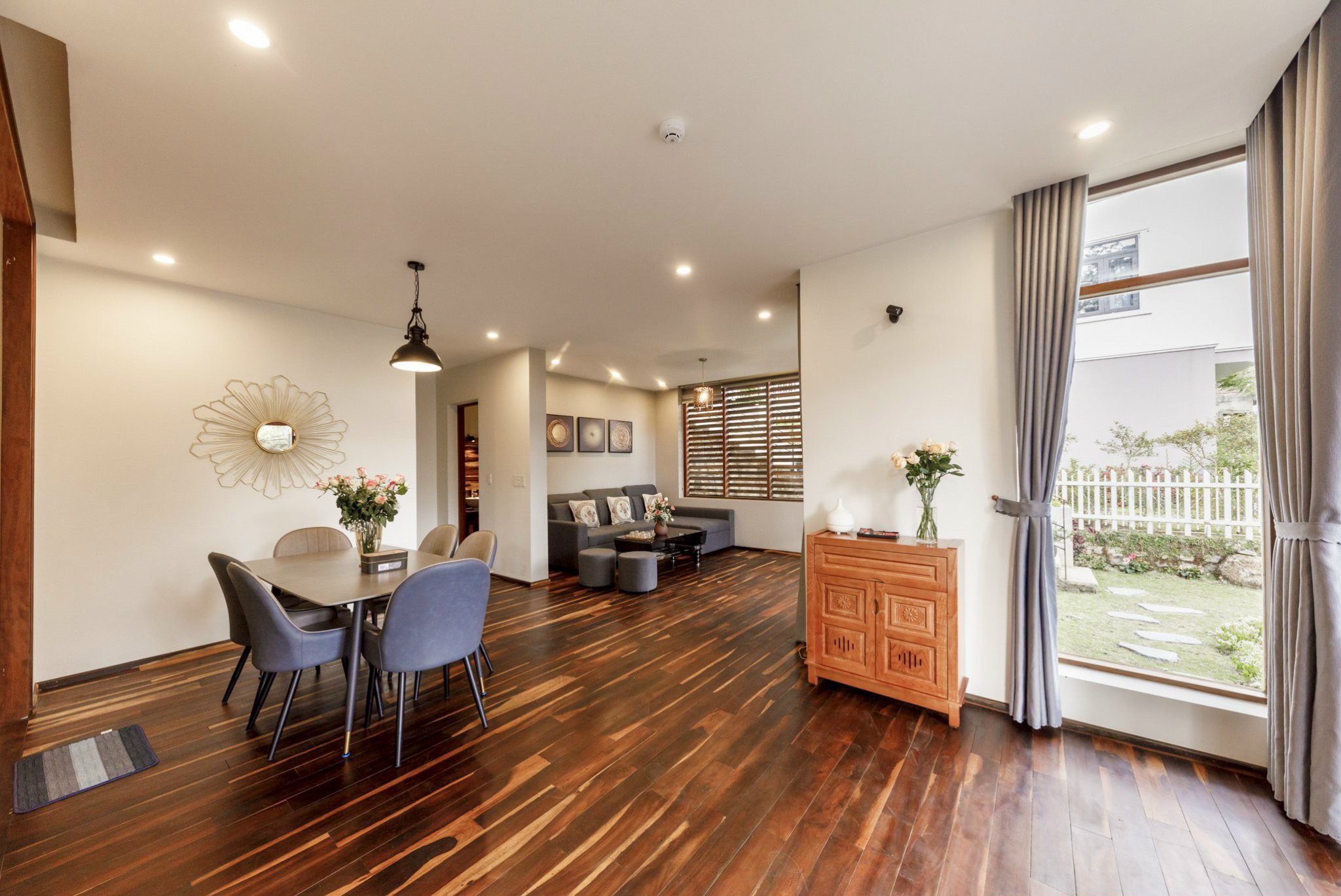 VILLA 3 PHÒNG NGỦ - KHỞI NGHĨA BẮC SƠN