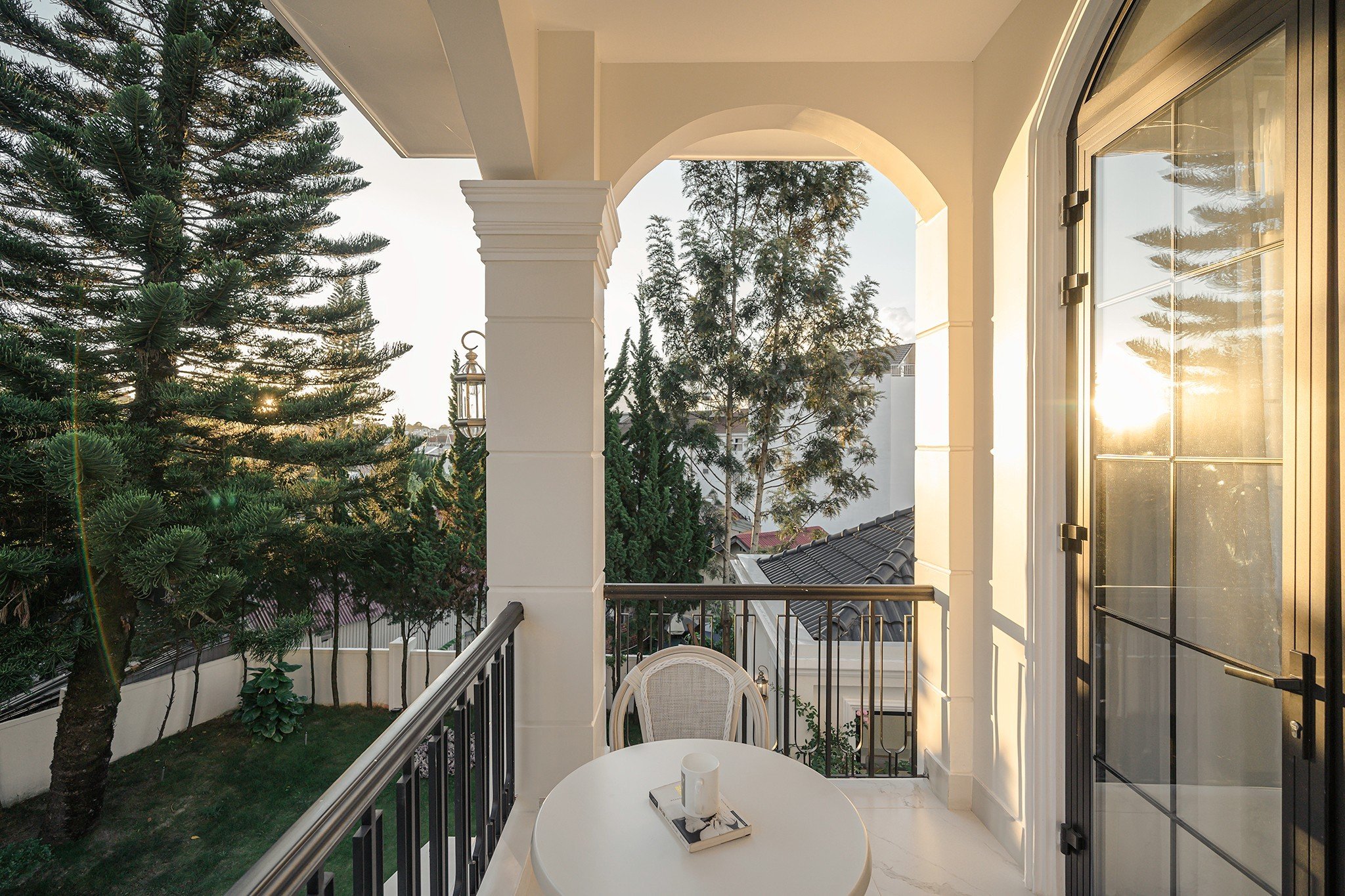 PARI VILLA