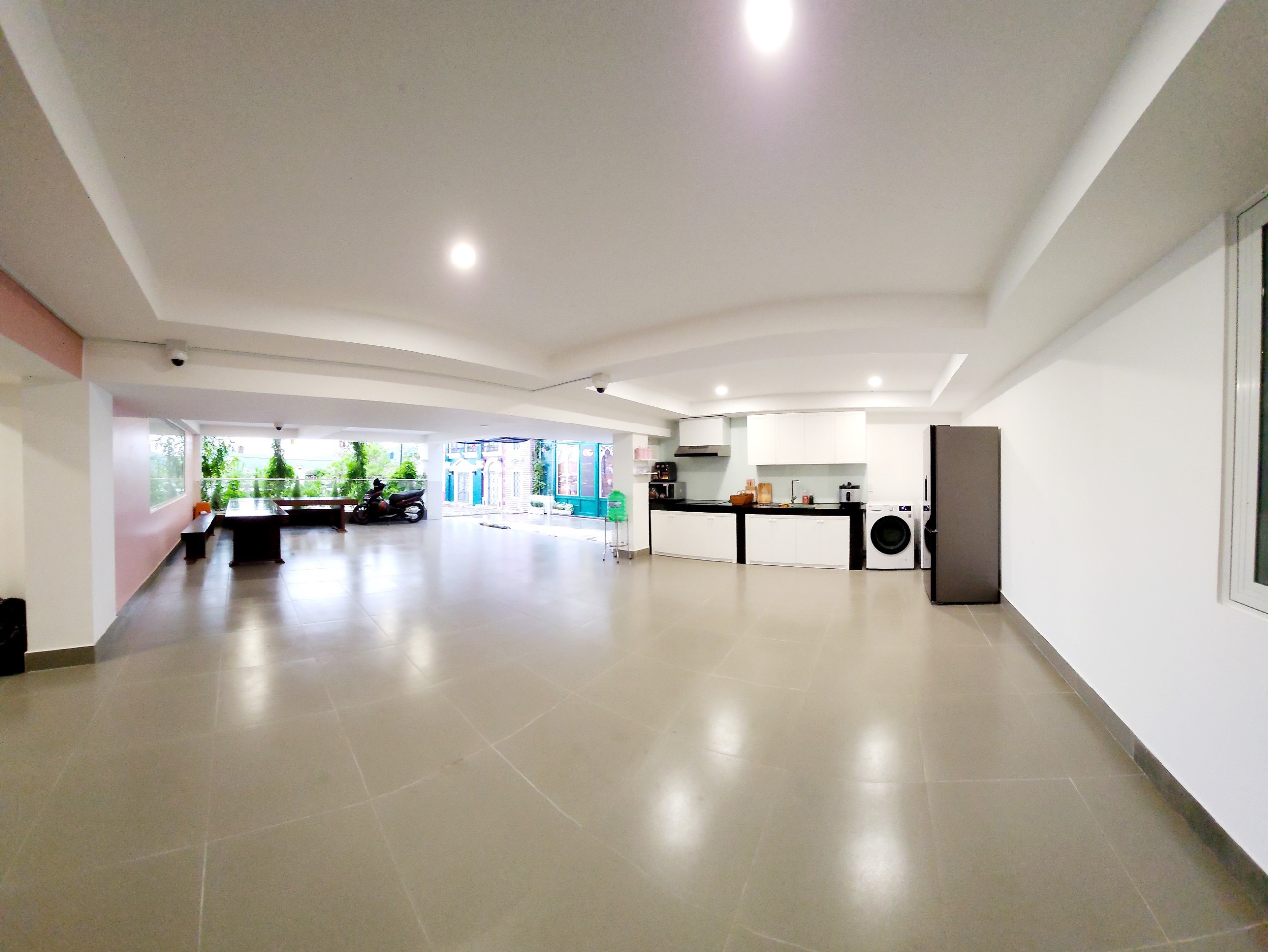 LYNN VILLA