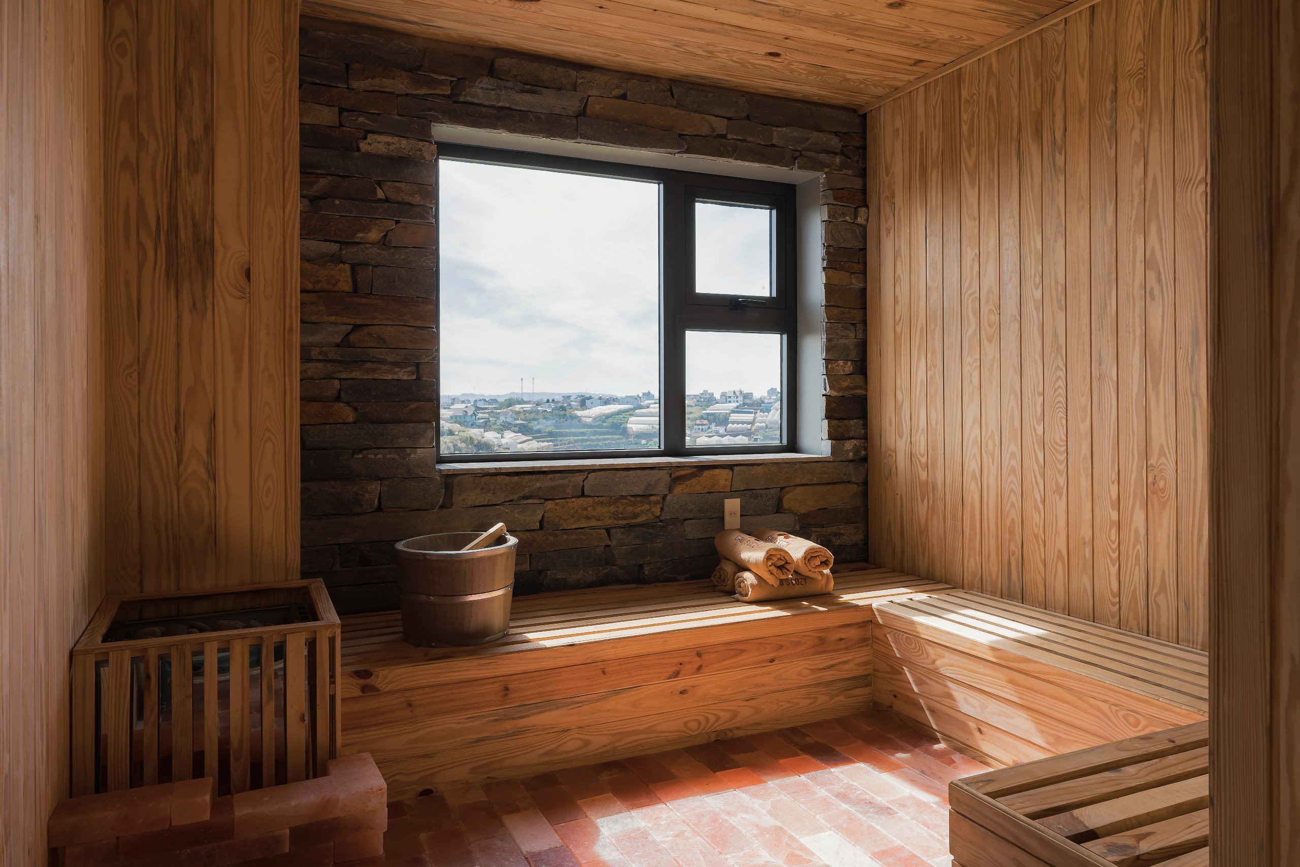 NHÀ CỦA GẤU – BEAR’S HOUSE