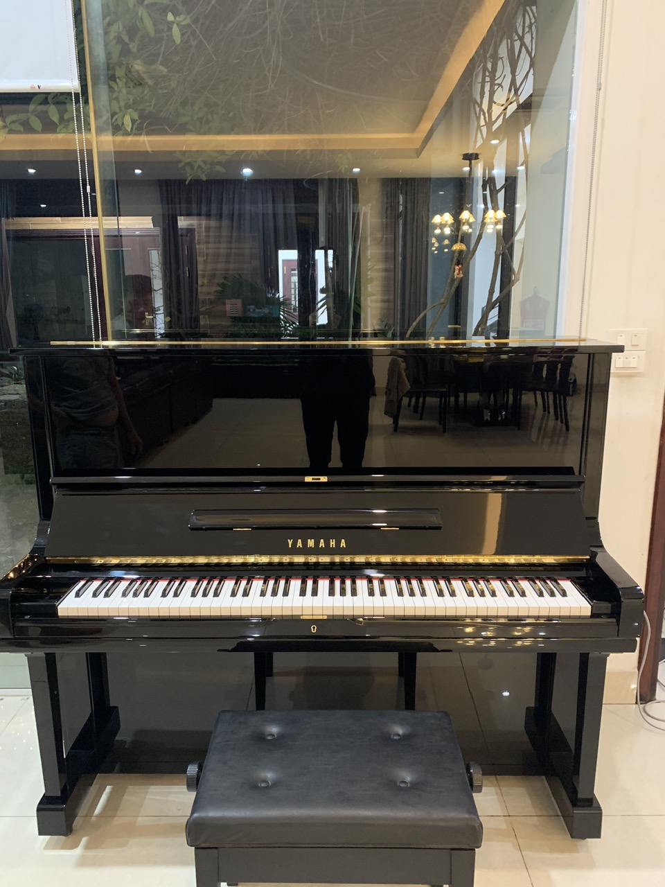 YAMAHA U3H