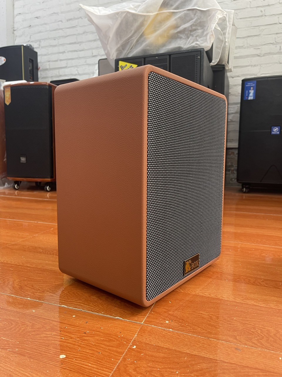 LOA SÁCH TAY KCBOX 350