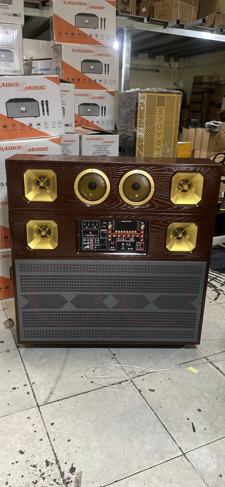 Loa soundbox công suất lớn B240 ( 2 bass 40 cm )