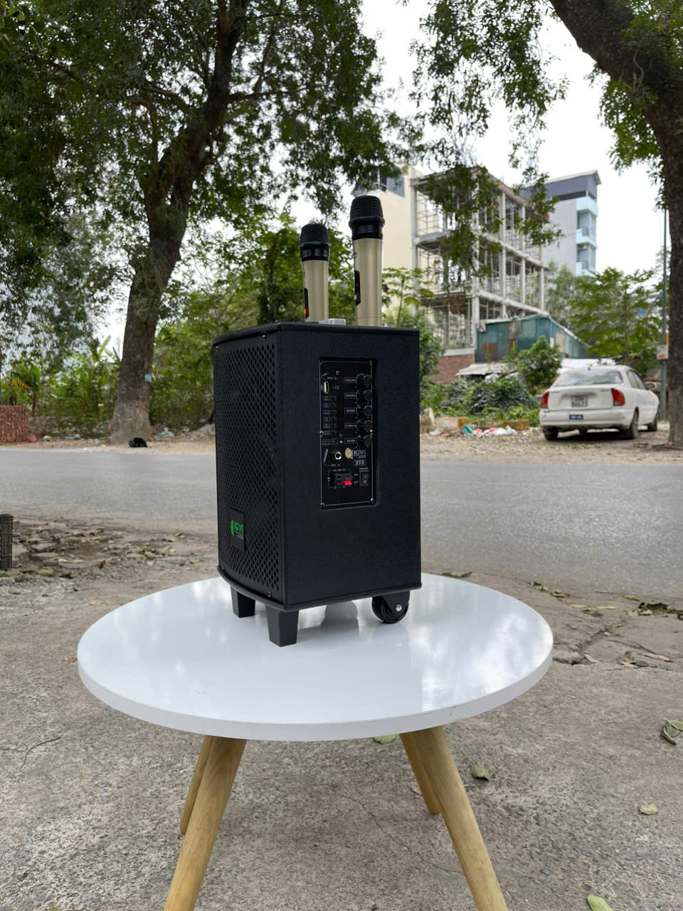 Loa di động KIWI XT8 (BASS 20)