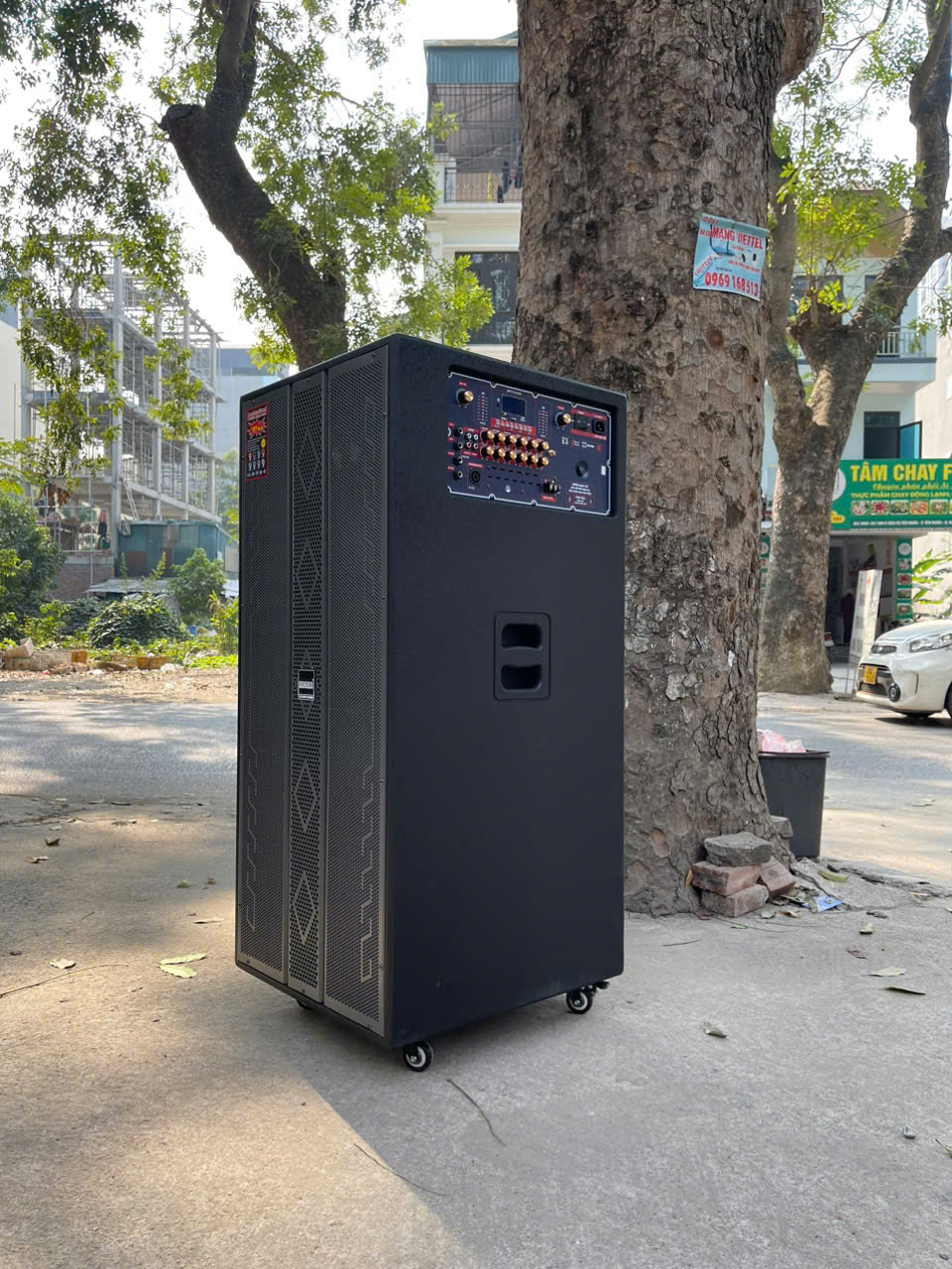Loa tủ đứng SB 888 ( 2 BASS 40 )