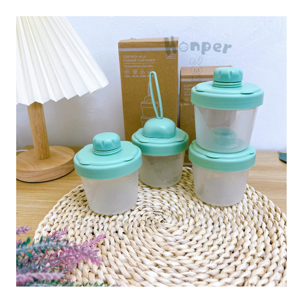 Hộp chia sữa 4 tầng