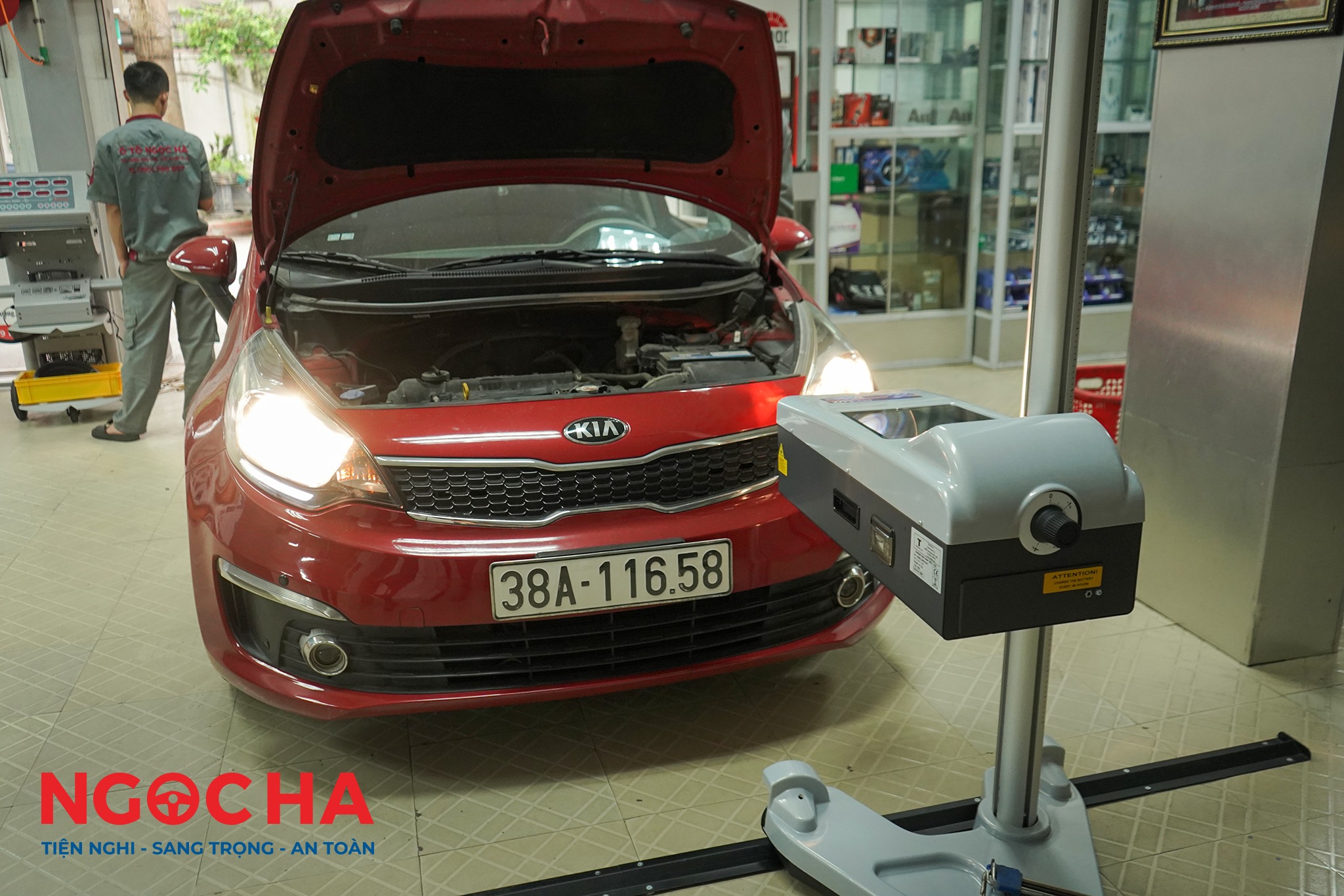 Thiết bị kiểm định đèn Lyra 3