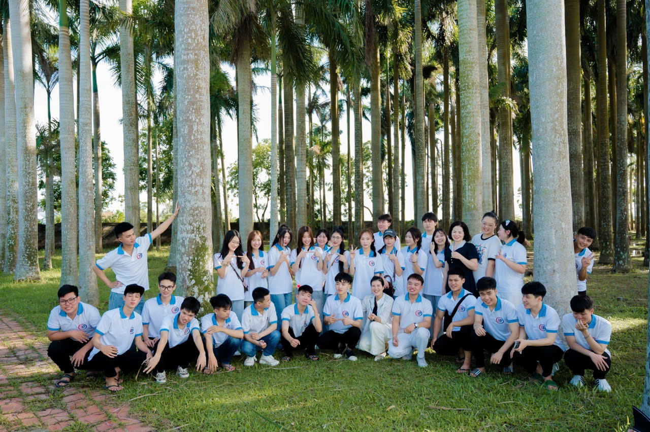 NGOẠI KHÓA TẠI ĐỀN TRẠNG TRÌNH NGUYỄN BỈNH KHIÊM HÈ 2025