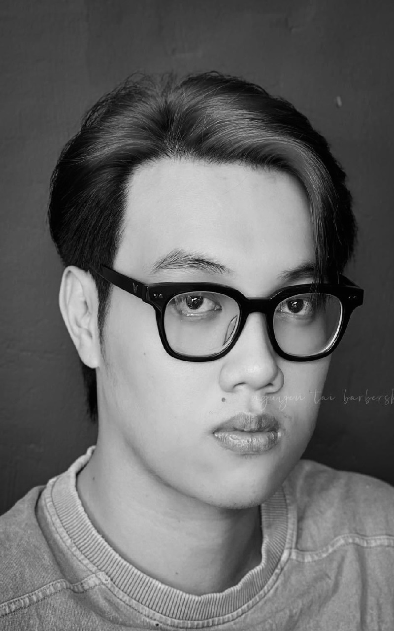 QUANG ĐI BÁO GHÉ QUA BÁO NGUYỄN TÀI BAREBERSHOP