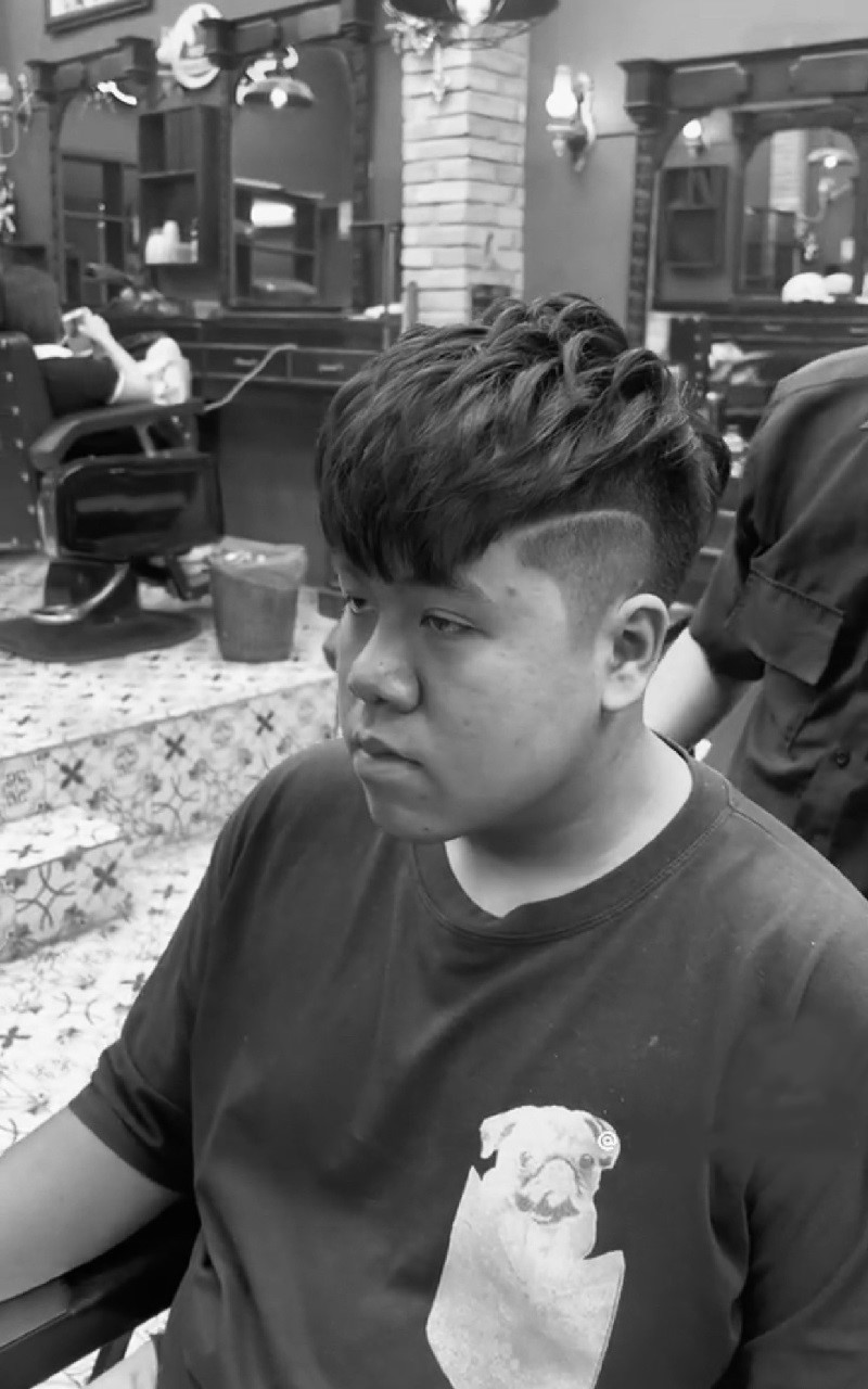 HÌNH NỘM BÌNH TẦN QUA KIỂM TRA NGUYỄN TÀI BARBERSHOP