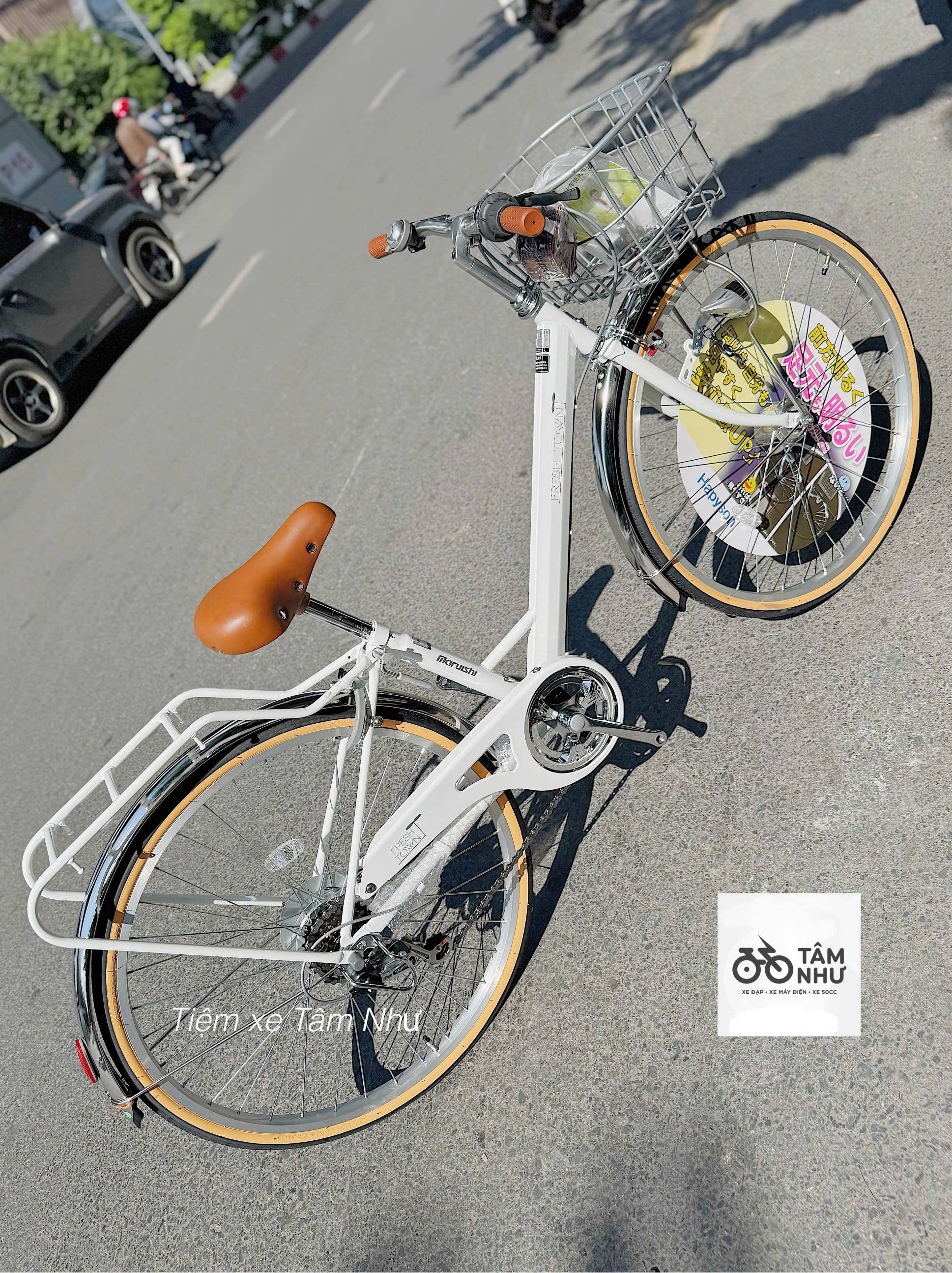 Xe Đạp Cào Cào Maruishi FRESH TOWN - Trắng