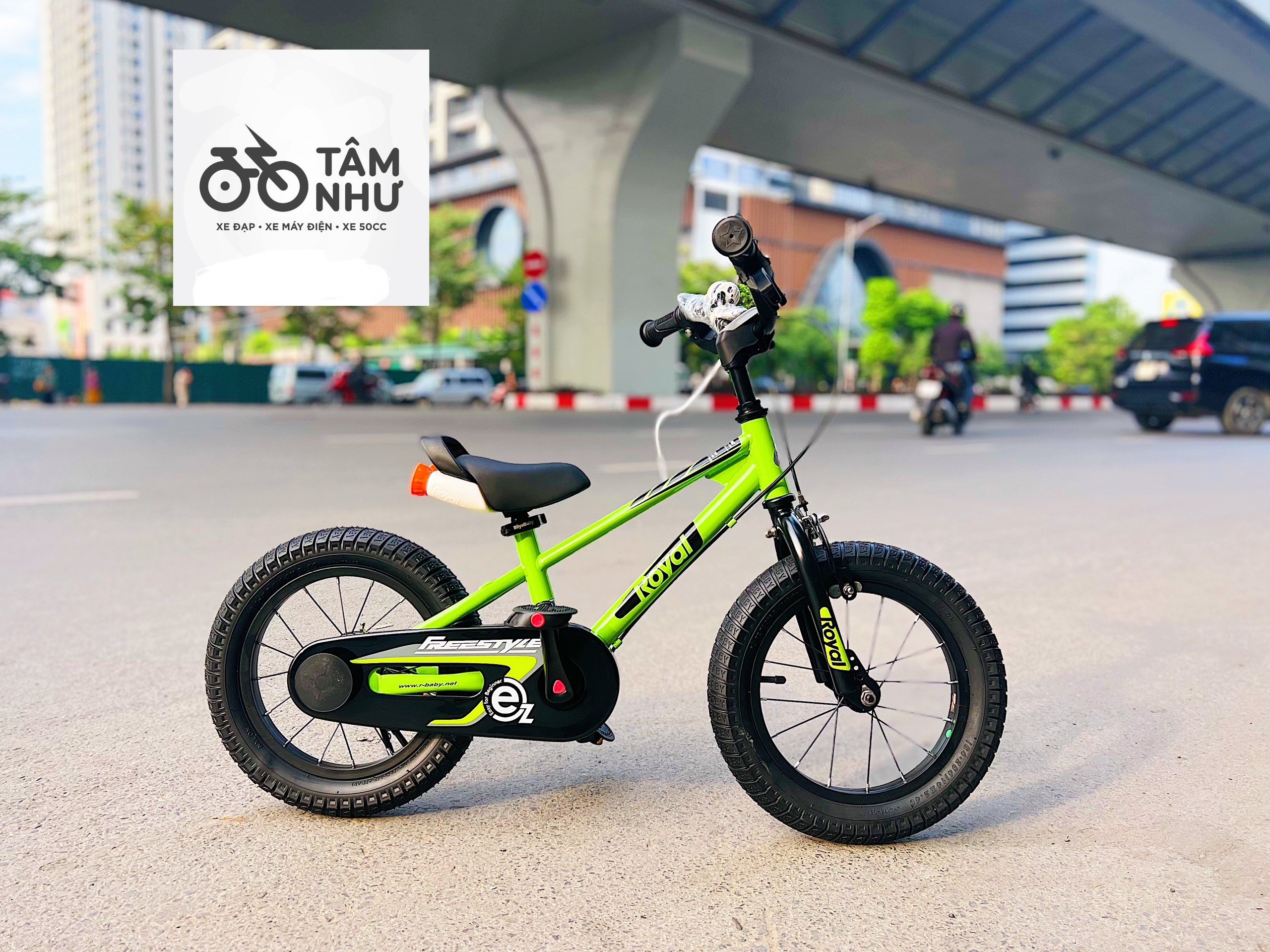 XE ĐẠP TRẺ EM ROYALBABY FREESTYLE EZ - Xanh 18 INCH