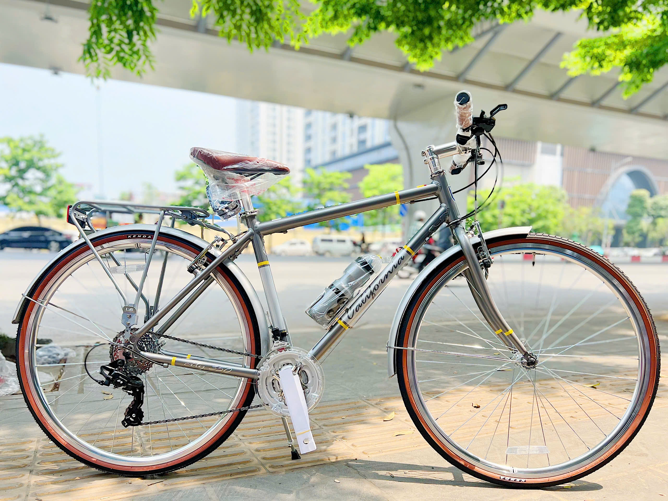 Xe đạp thể thao Touring  California City 350 (2025)