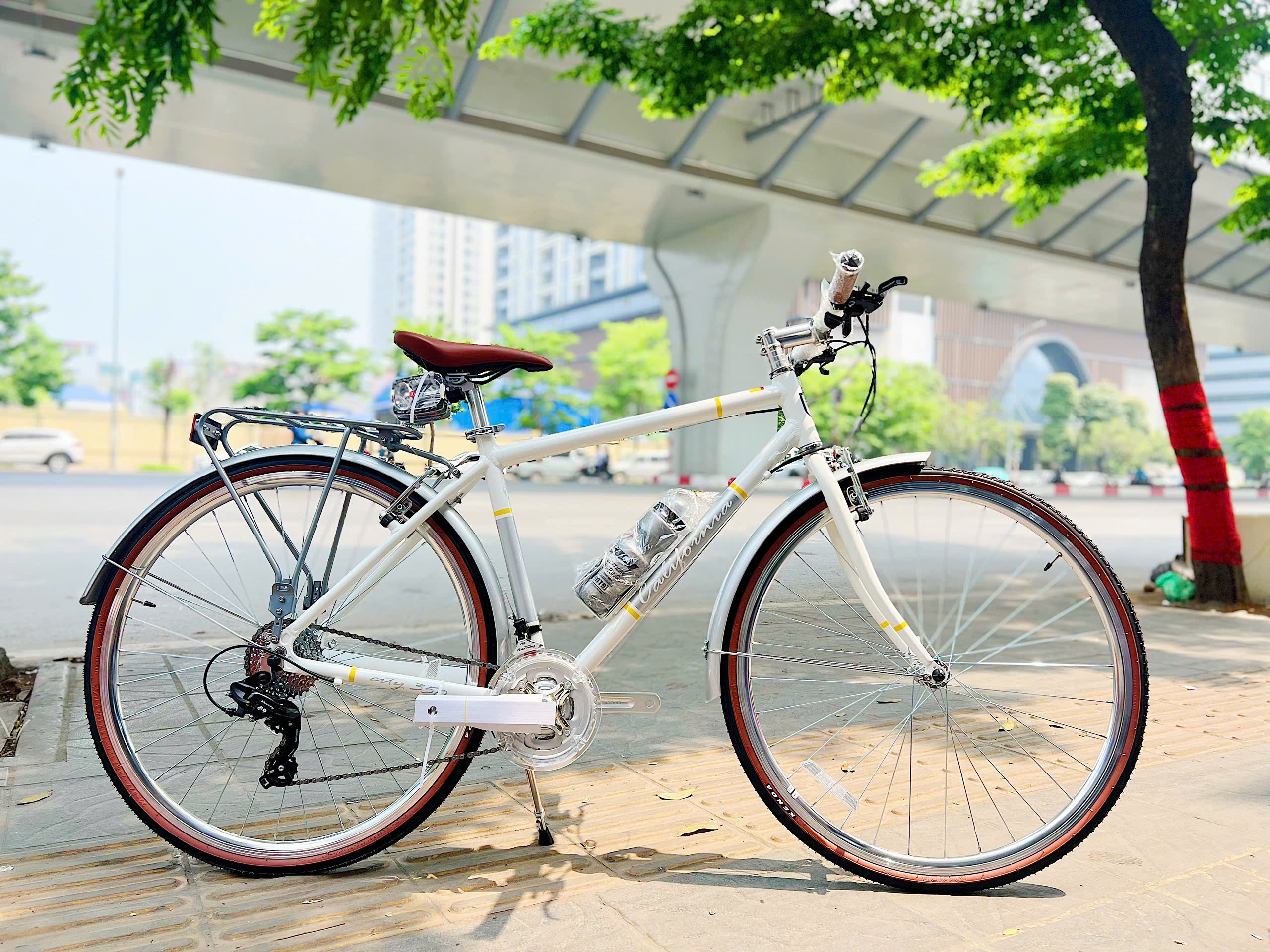 Xe đạp thể thao Touring  California City 350 (2025)