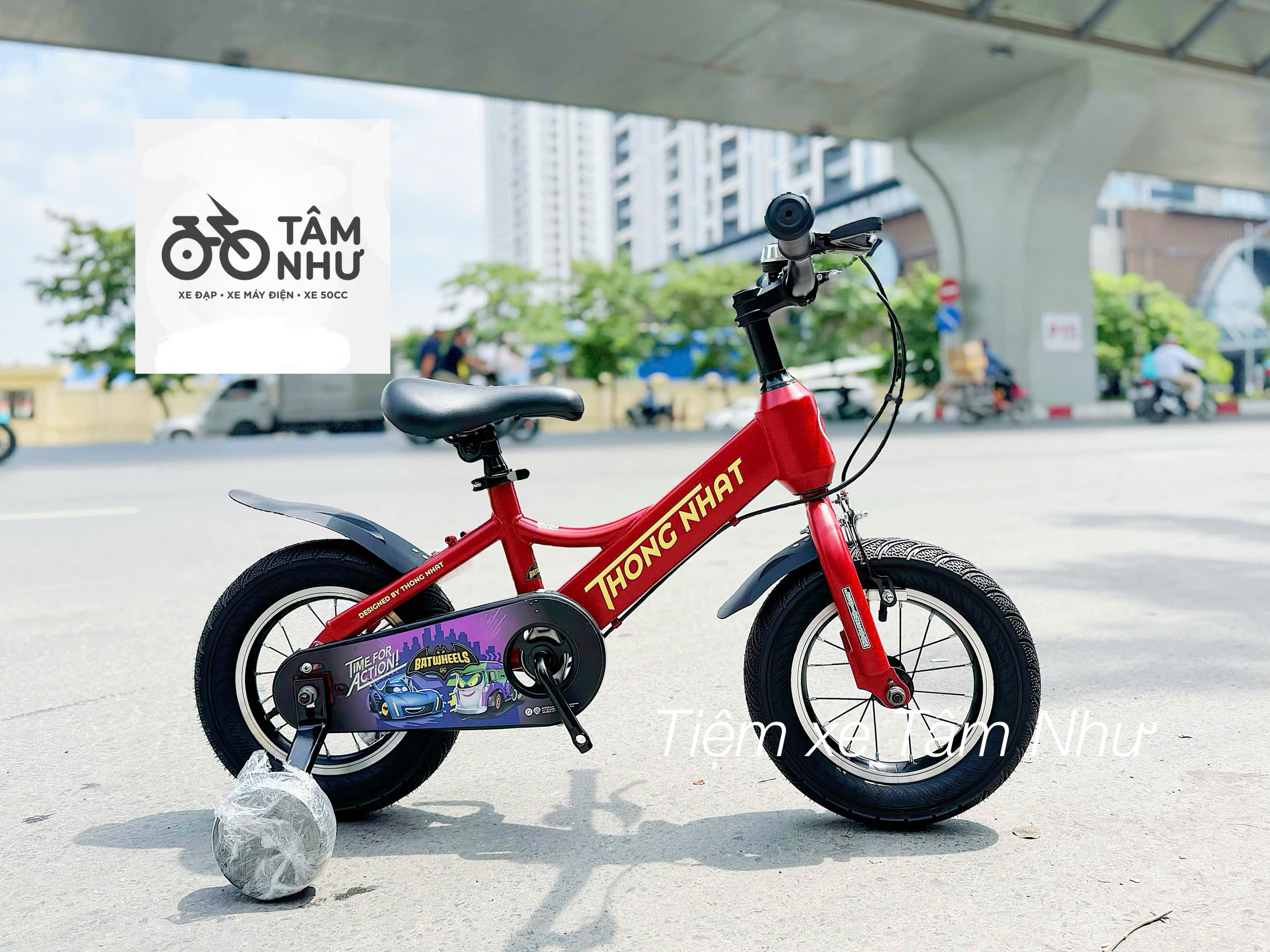 Xe Đạp Trẻ Em Thống Nhất BatWheel - Đỏ 12 inch