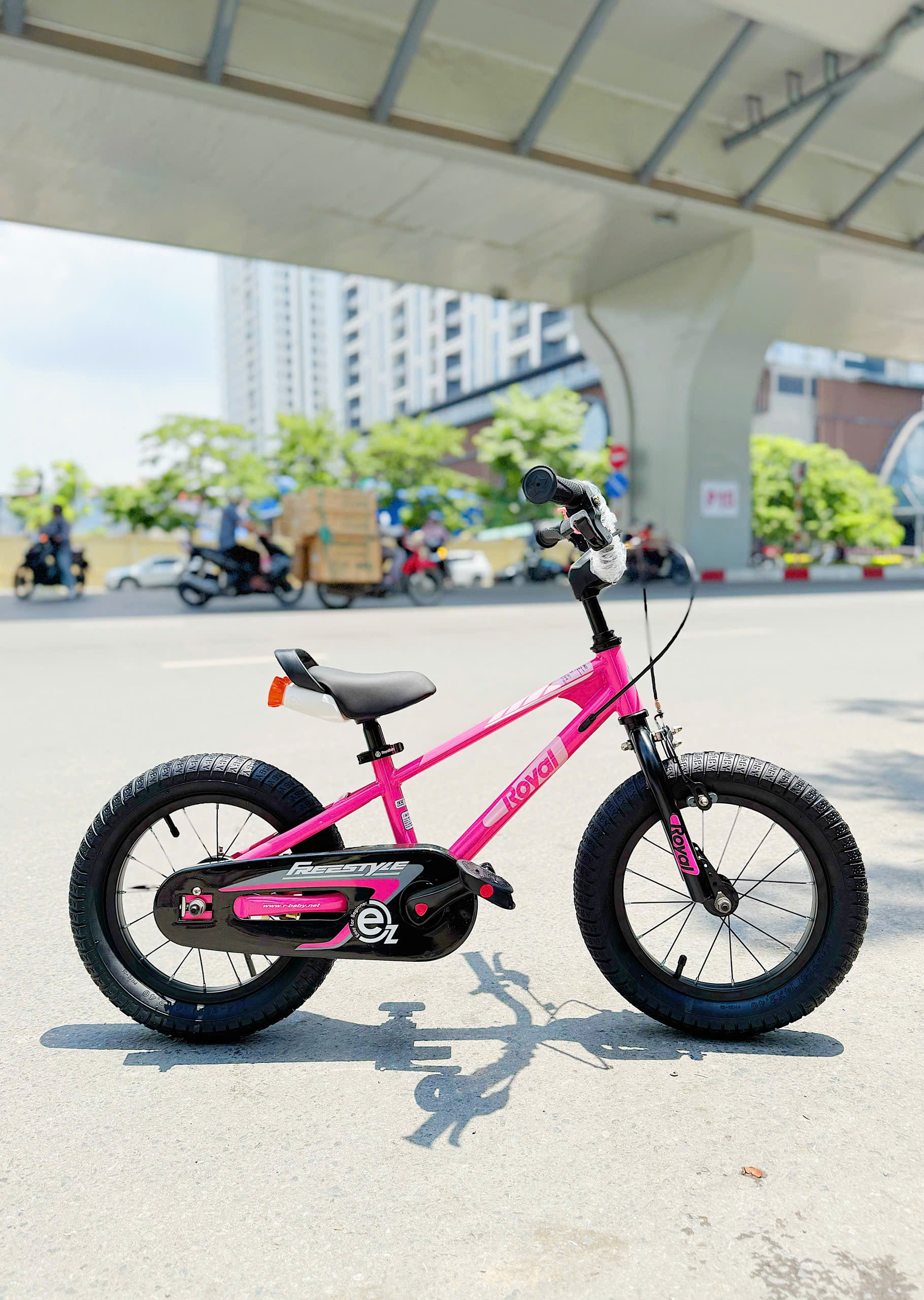 XE ĐẠP TRẺ EM ROYALBABY FREESTYLE EZ - Hồng 14 INCH