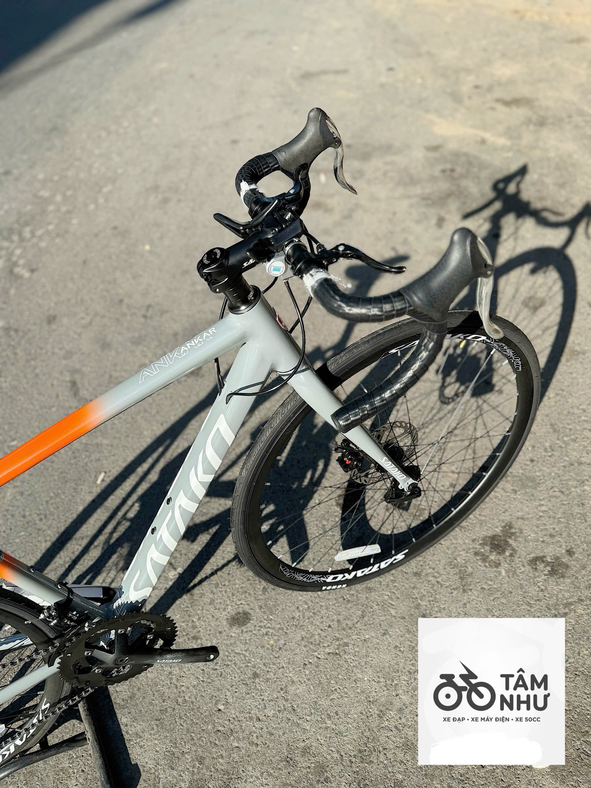 Xe đạp thể thao Road Satako Ankar