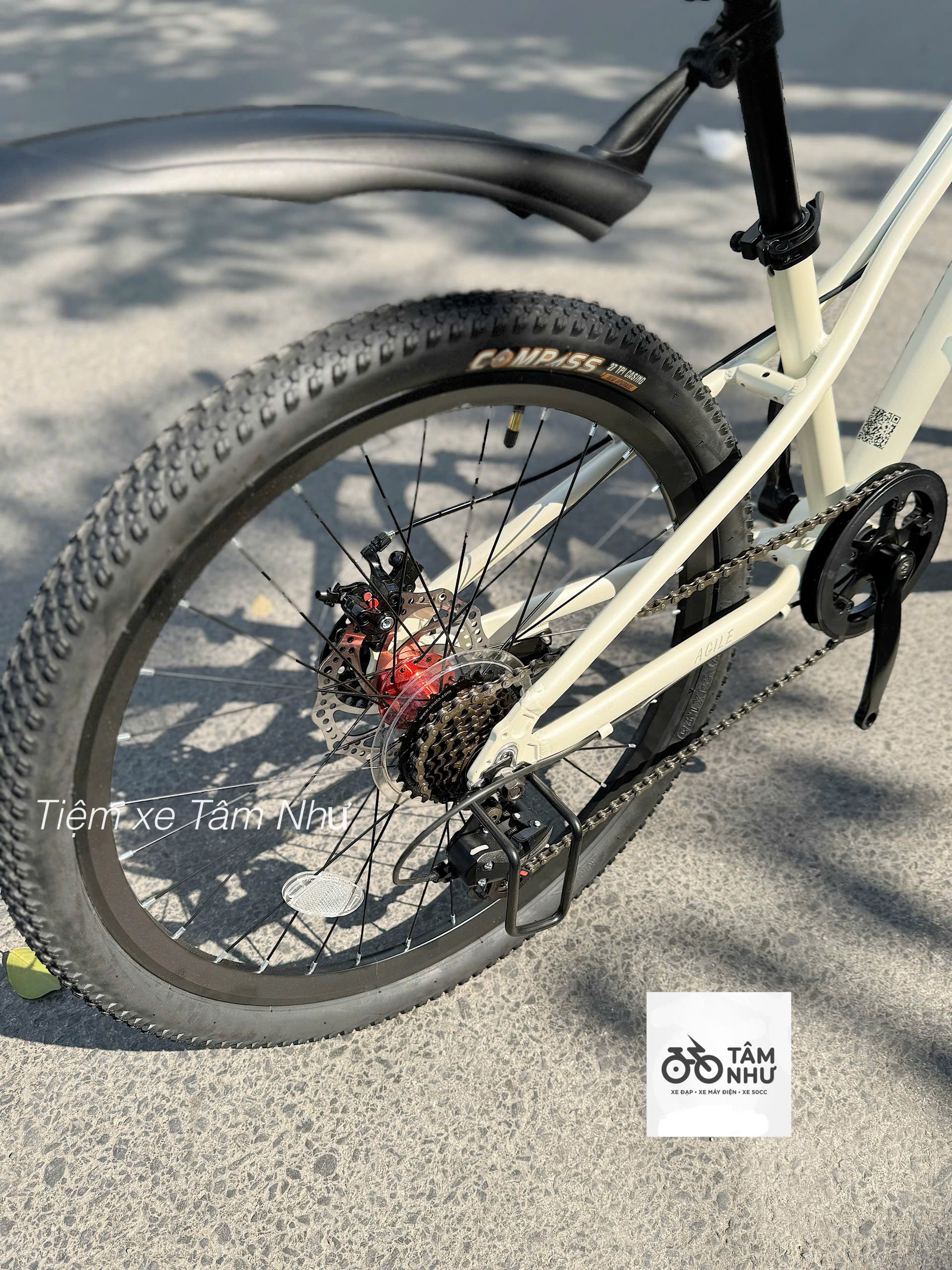 Xe đạp trẻ em Nhật Bản NISHIKI AGILE 24" - Trắng