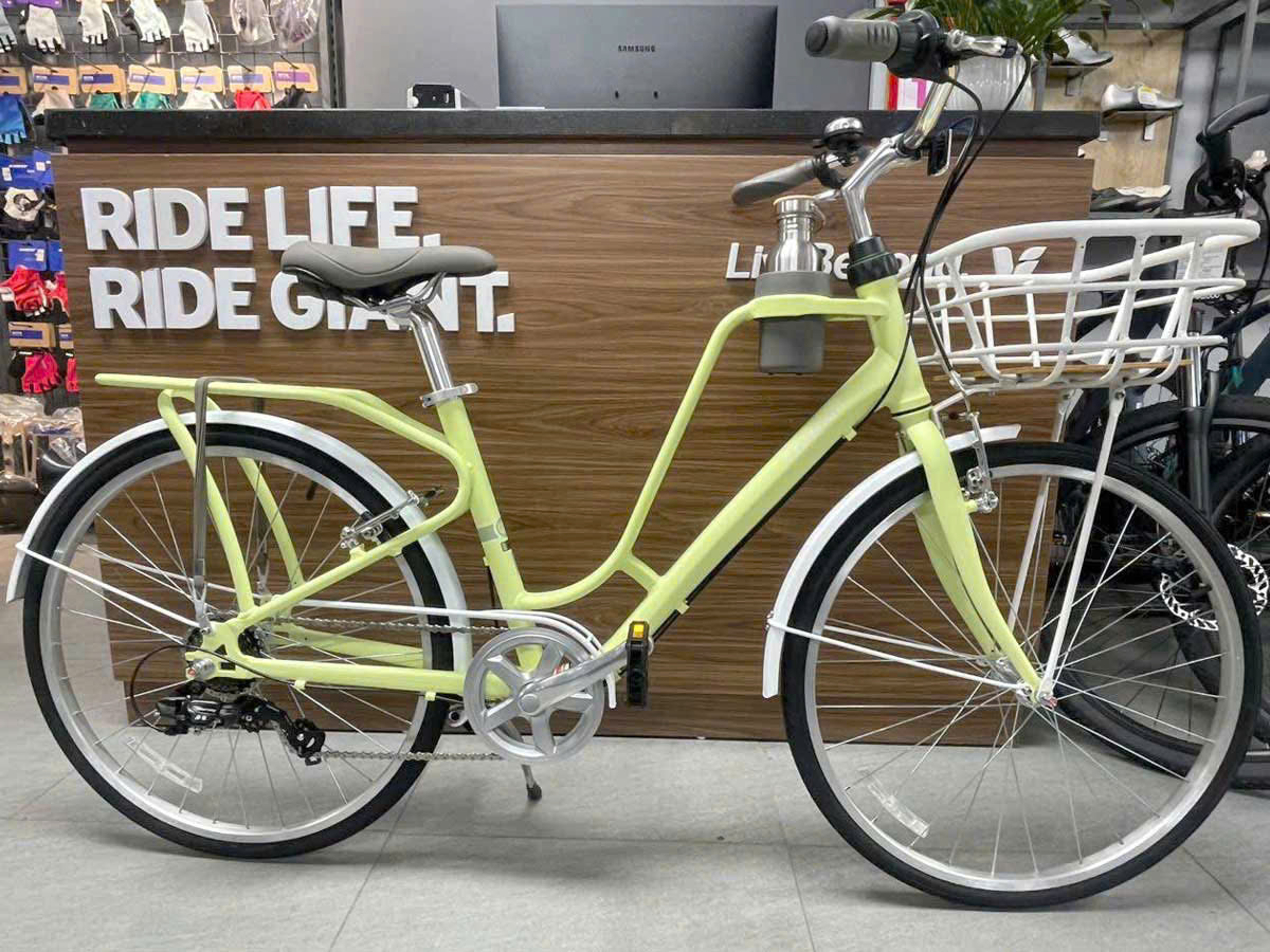 Xe Đạp Thời Trang Giant momentum ineed latte 2026