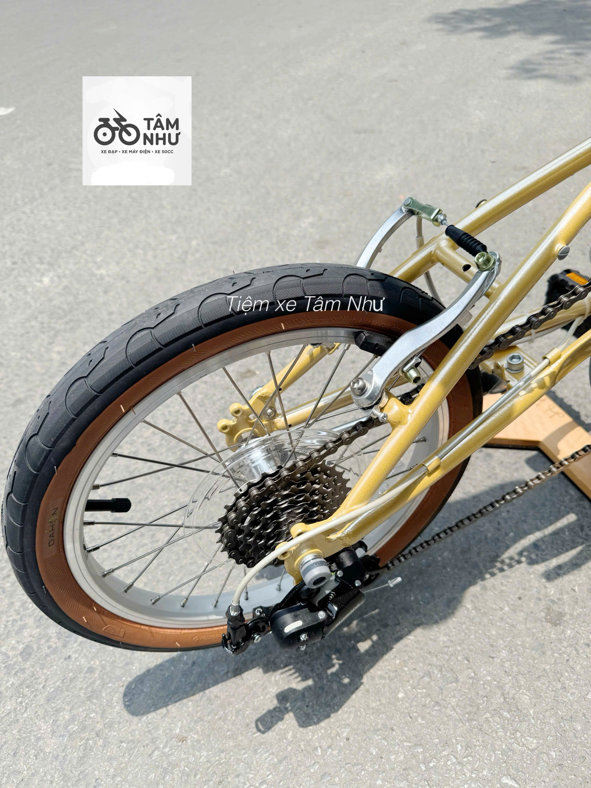 Xe Đạp Gấp Dahon Boardwalk D7 - 16 inch