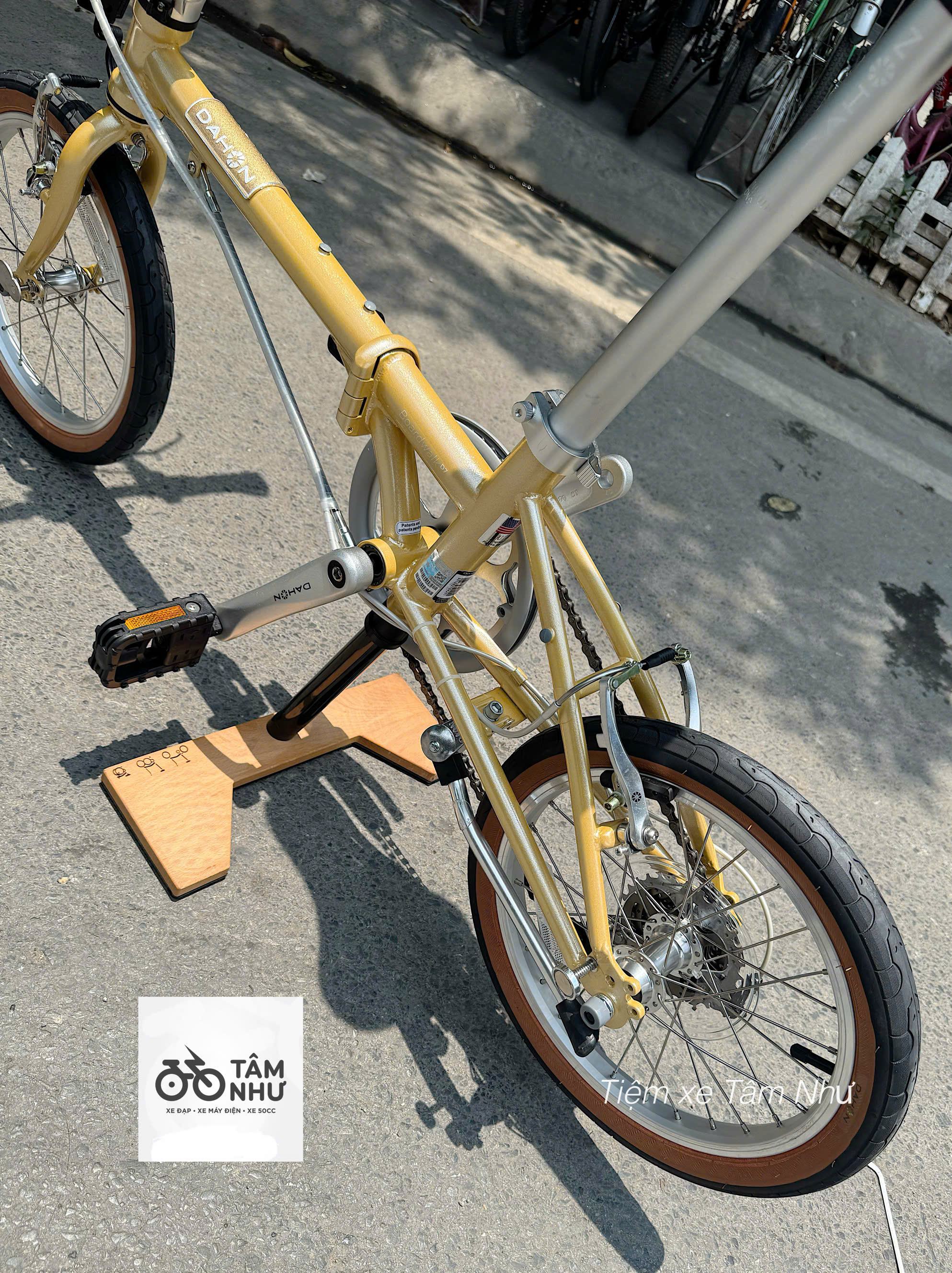 Xe Đạp Gấp Dahon Boardwalk D7 - 16 inch