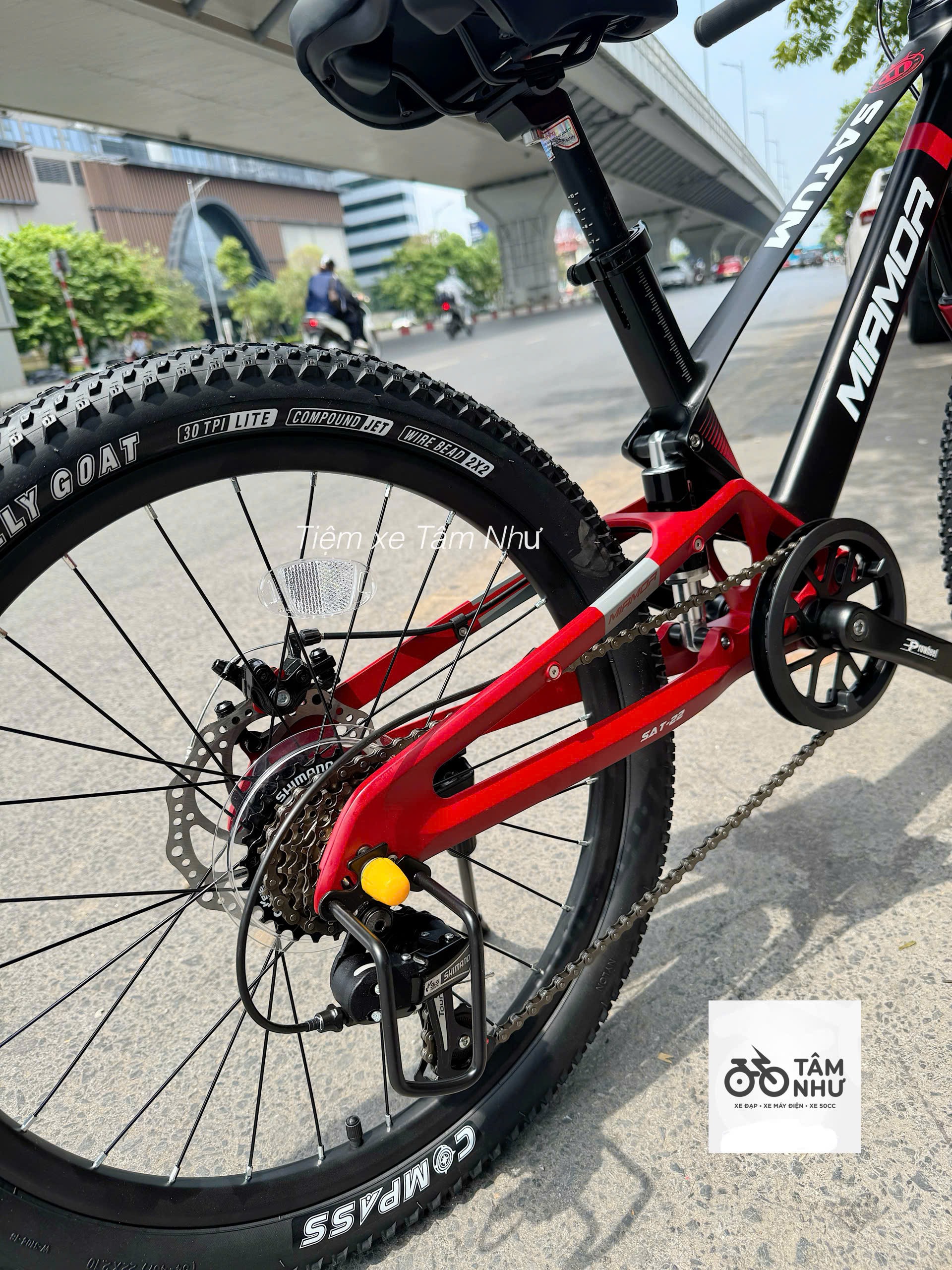 XE ĐẠP TRẺ EM MIAMOR SATUM 22" -  Đen Đỏ