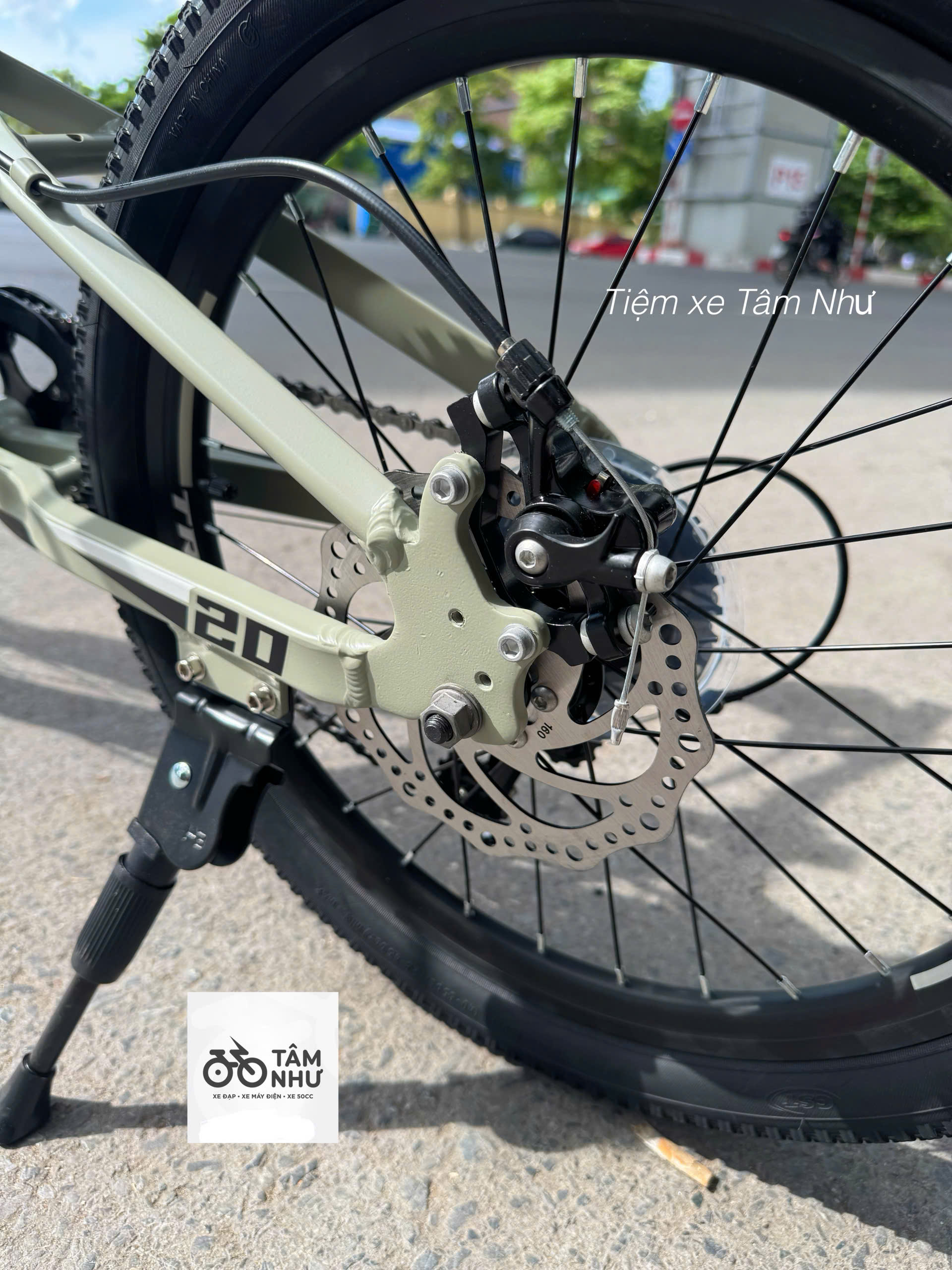 Xe đạp Trẻ Em Trinx GT 20 INCH - Xanh Trắng