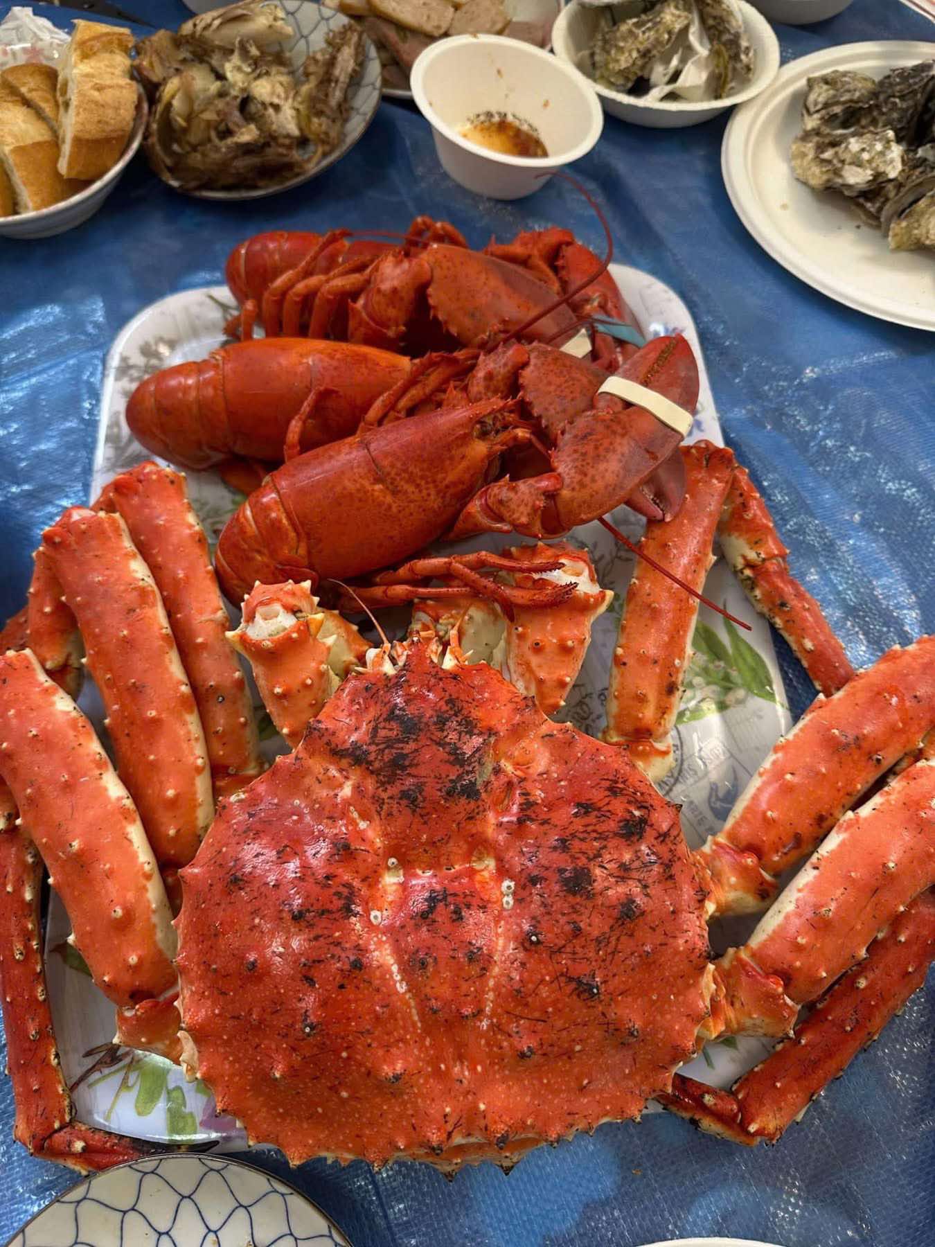 VÌ BỮA CƠM GIA ĐÌNH CŨNG LÀ MÓN QUÀ CHO CON – TẶNG HẢI SẢN TƯƠI SỐNG DỊP 1/6