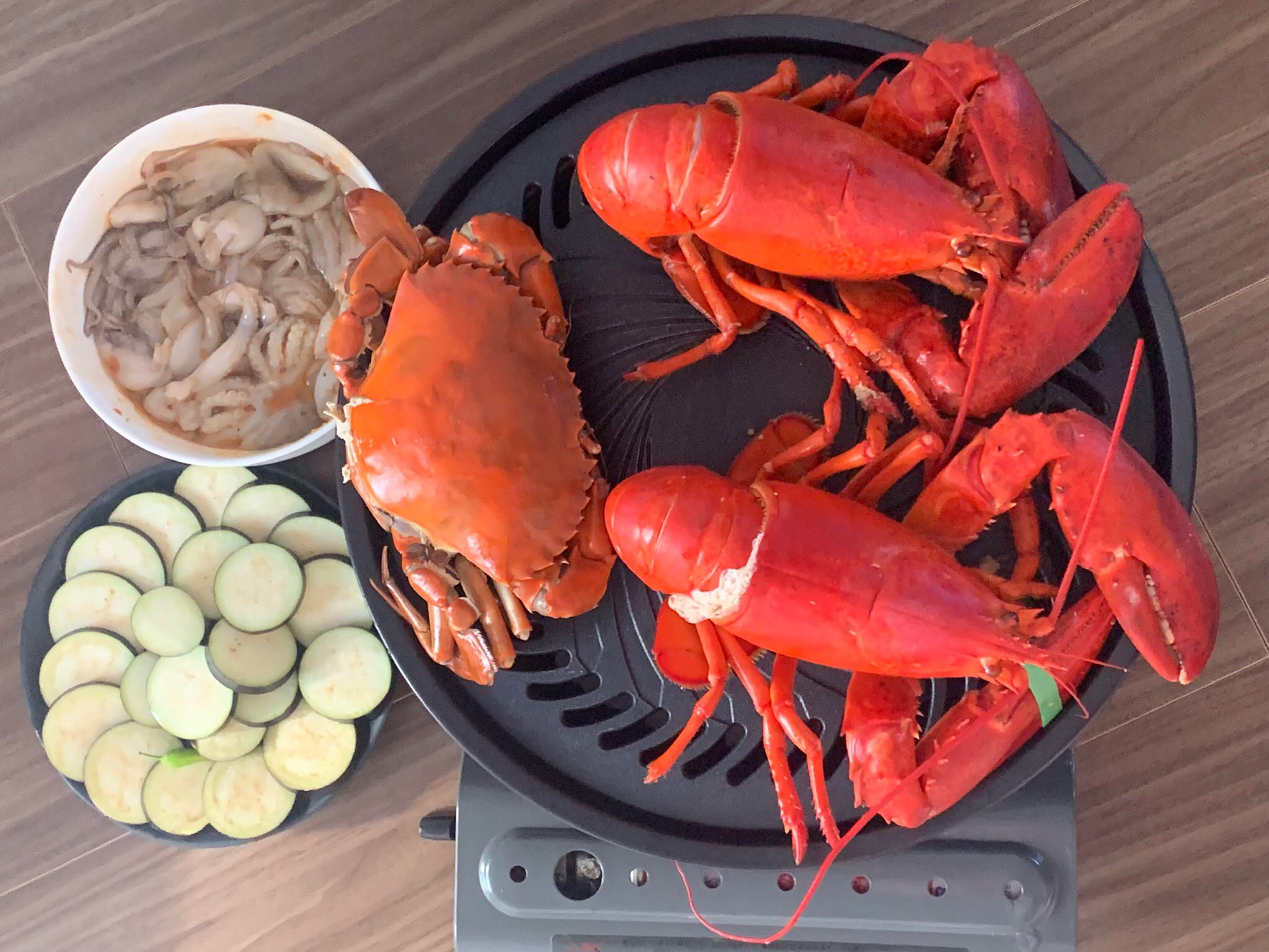 CHÀO HÈ GIẢM SÂU – TÔM HÙM ALASKA CHỈ 420K/CON, TƯƠI NGON TẬN TAY, MIỄN PHÍ SHIP