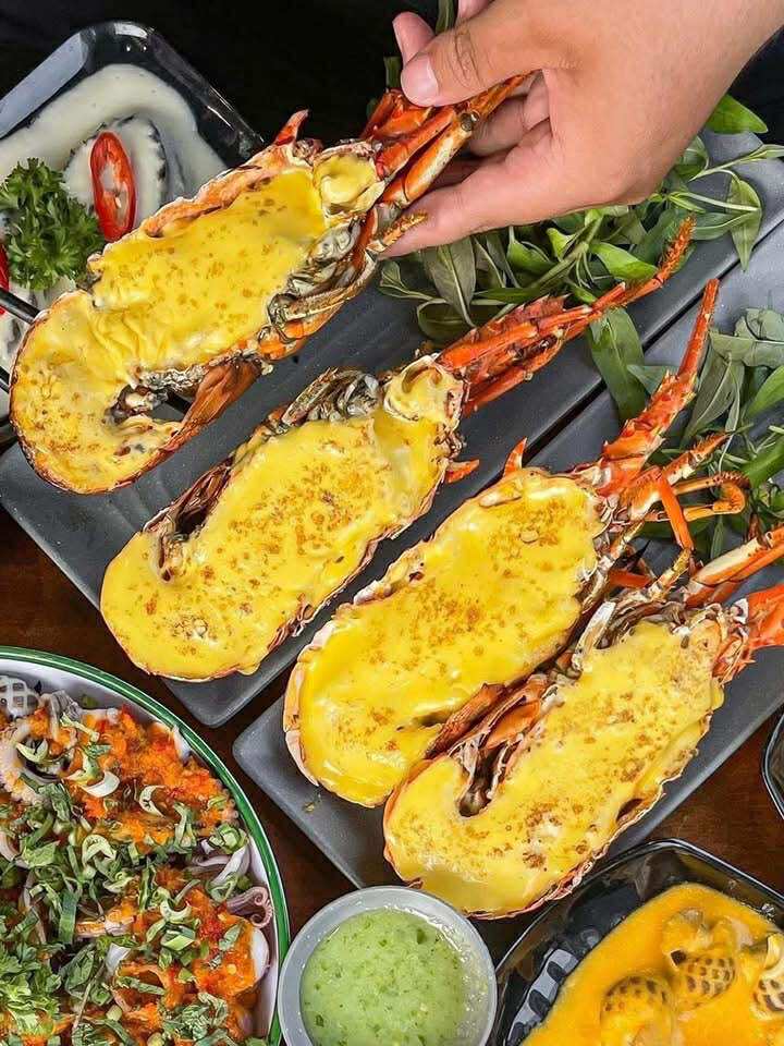 QUÀ BIẾU THẦY CÔ CAO CẤP – CHỌN HẢI SẢN ĐÚNG MÙA, ĐÚNG VỊ