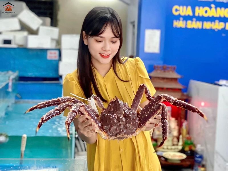 TẠI SAO CUA HOÀNG ĐẾ LẠI LÀ MÓN ĐẮT ĐỎ?