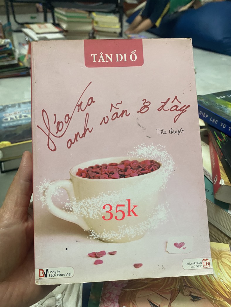 Hoá Ra Anh Vẫn Ở Đây - Tân Di Ổ