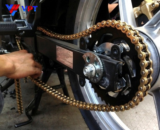 Những lưu ý khi chọn mua nhông sên dĩa cho xe máy