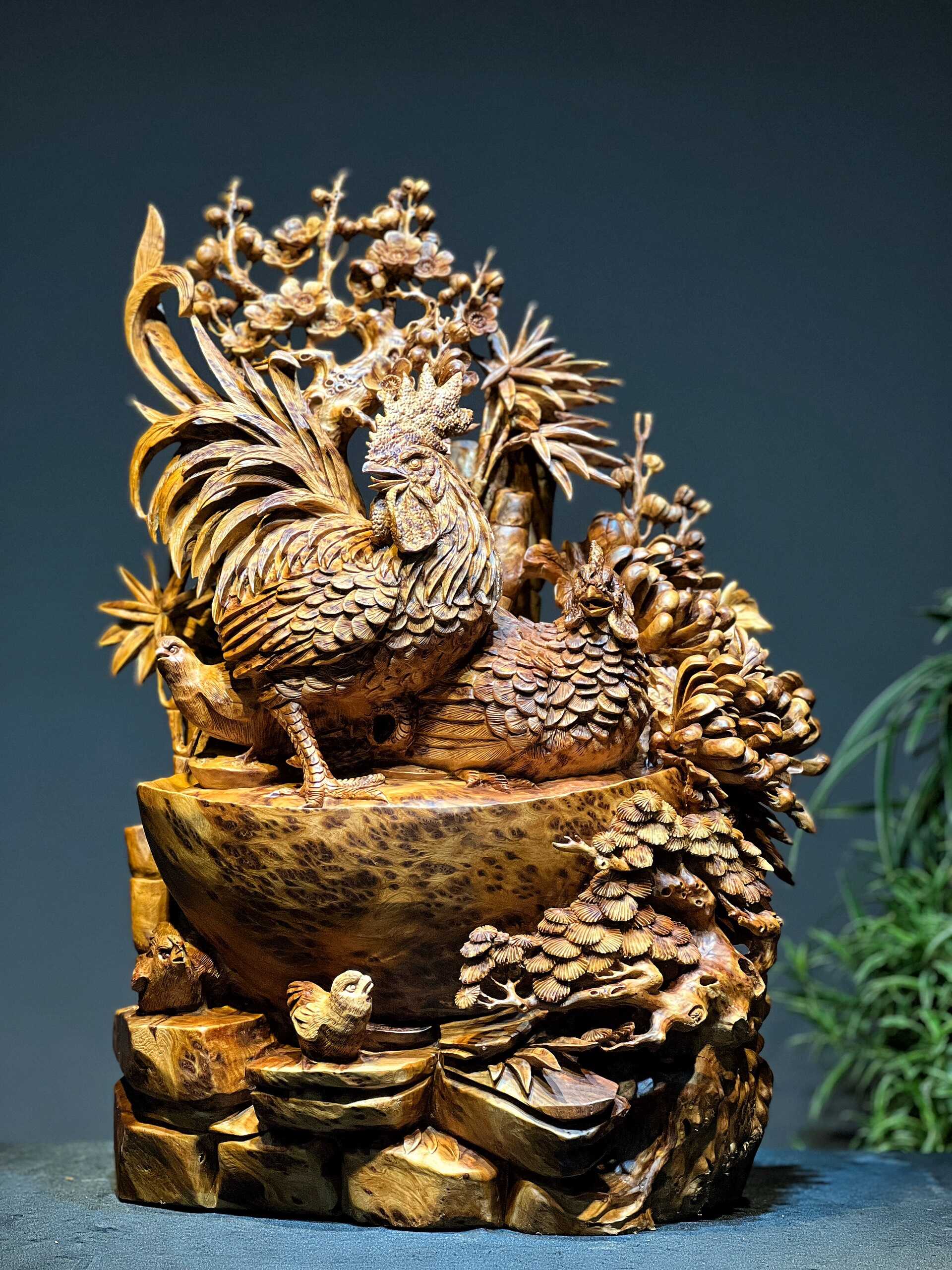 Tượng Gia Đình Gà Gỗ Nu Ngọc Am Đẹp