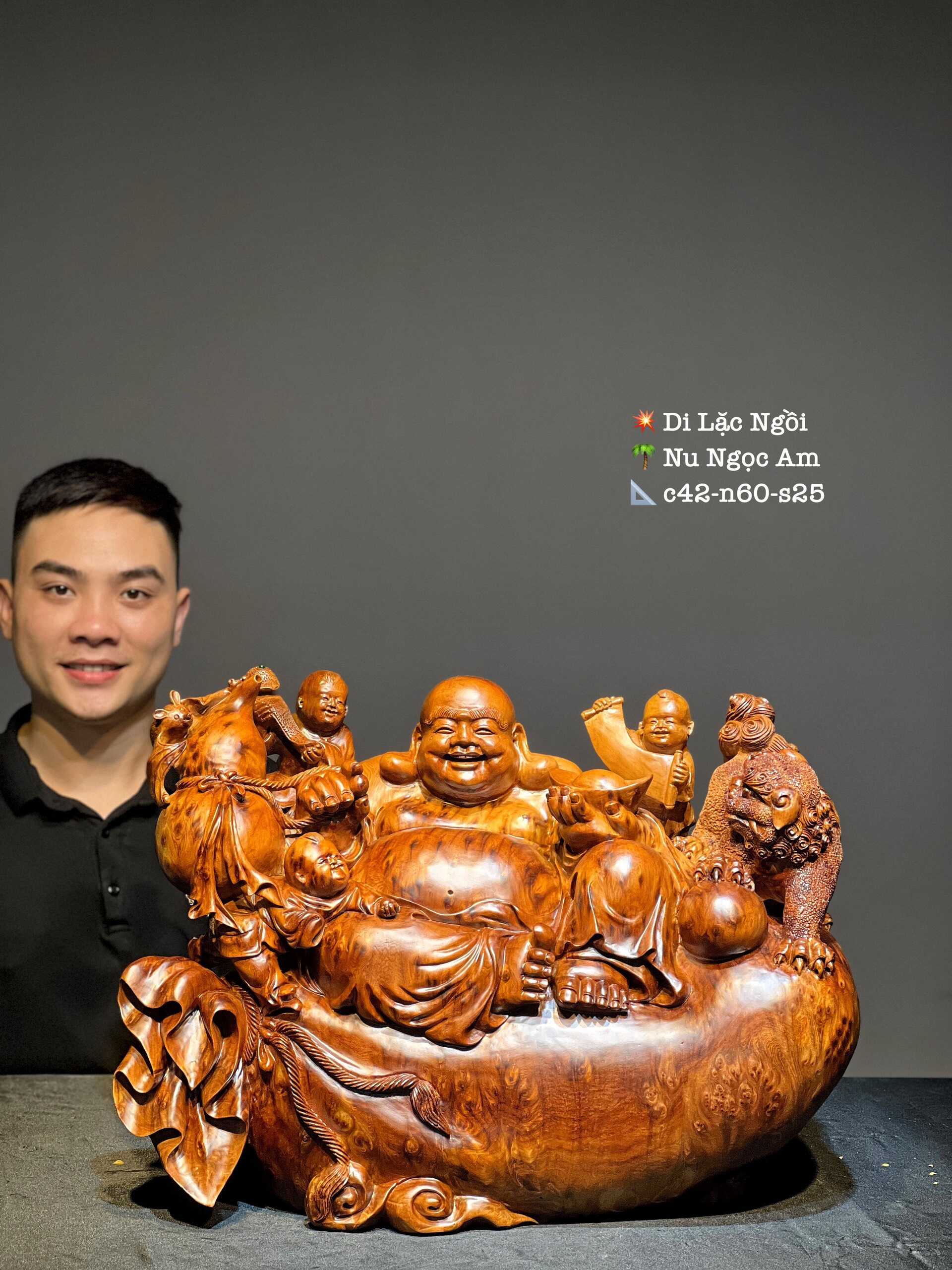 Tượng Di lạc  ngồi bao tiền vàng gỗ nu ngọc am đẹp