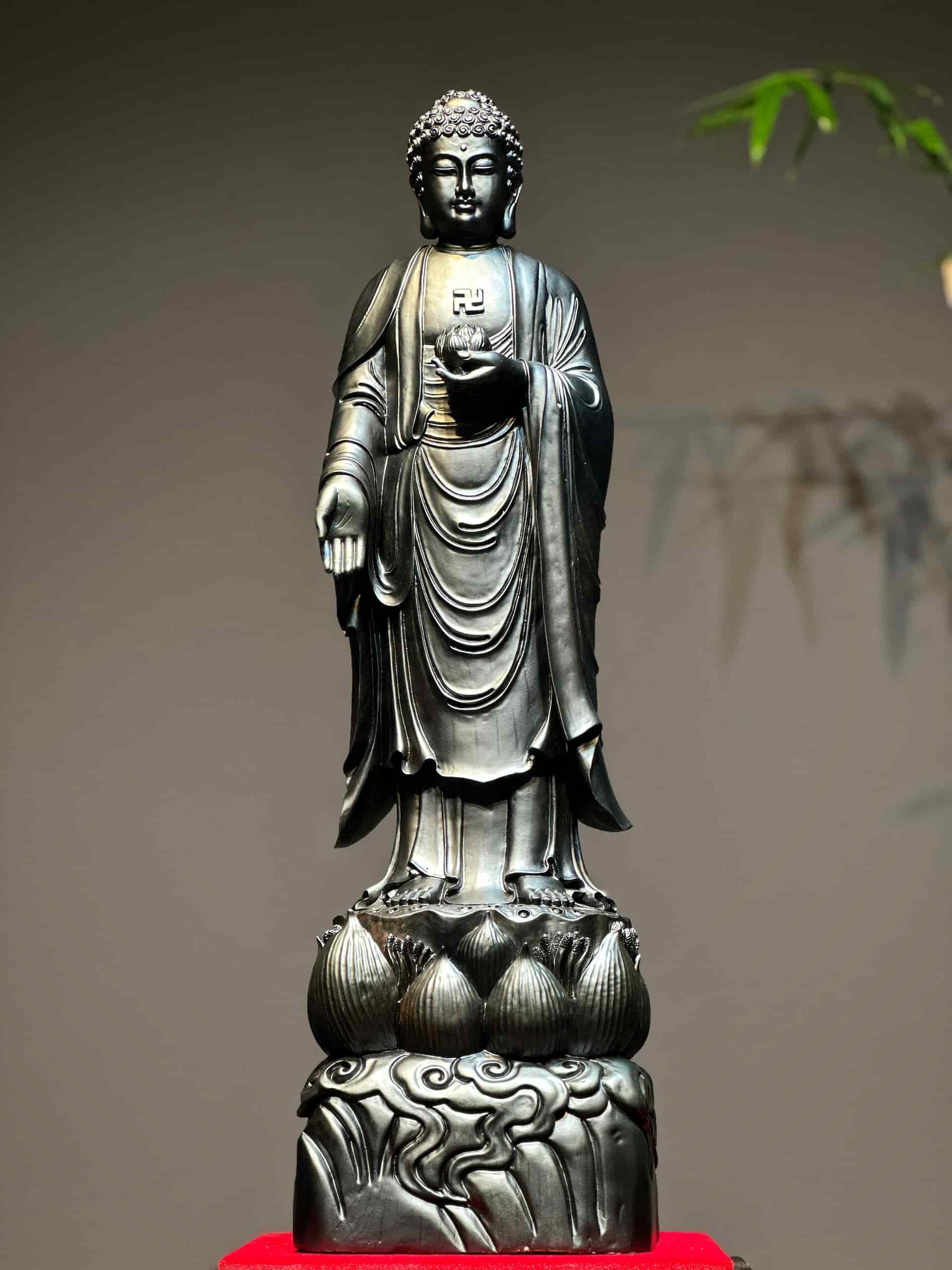 Tượng A di đà  Gỗ  Mun Sừng đẹp