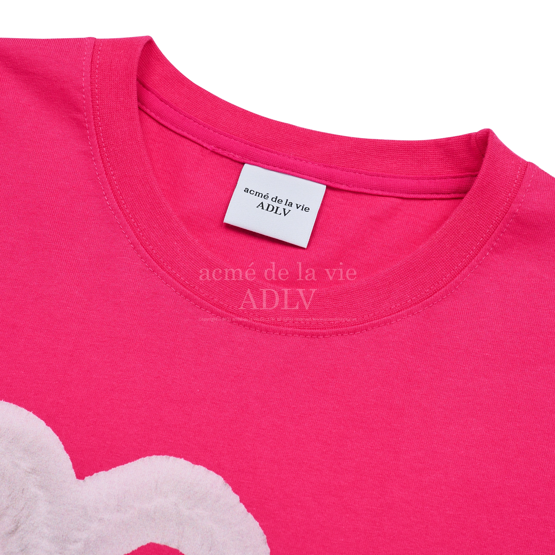 ÁO THUN ADLV FUZZY HEART HỒNG