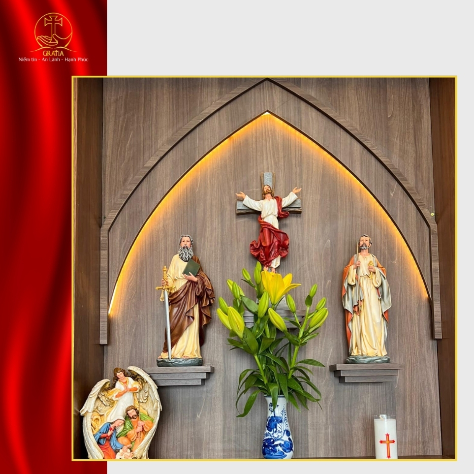 [Giải đáp] Có nên để bàn thờ Chúa trong phòng ngủ hay không?