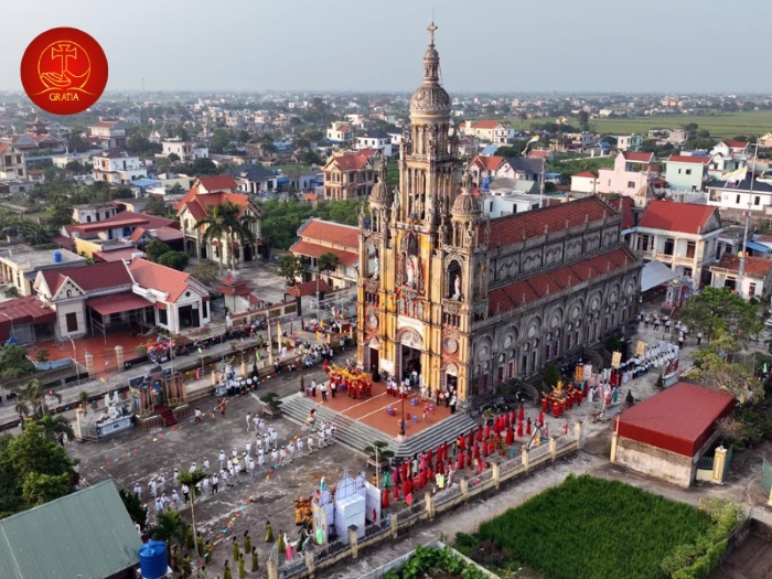 đền thánh kiên lao